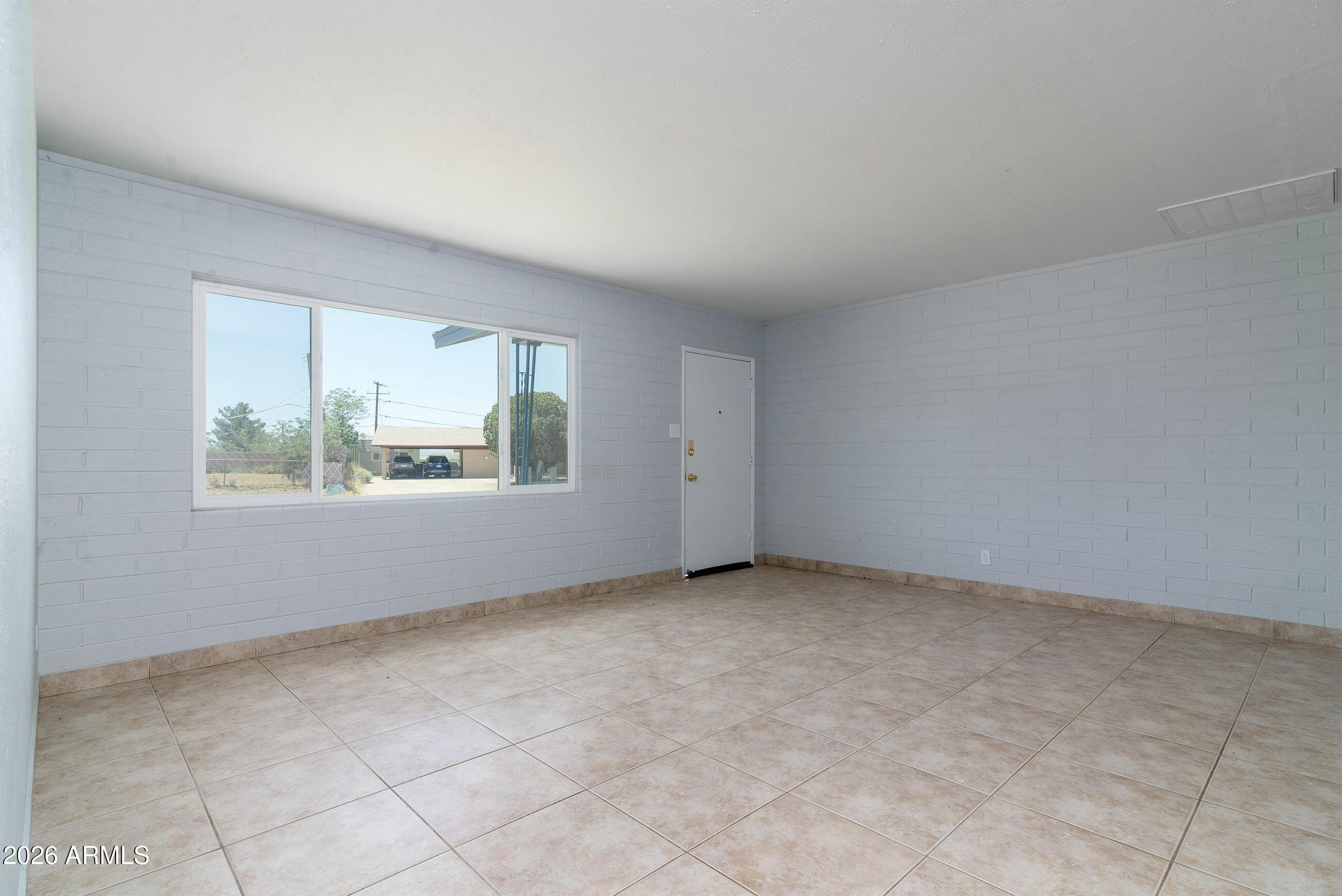 CRESTLINE TERRACE 3 - Residential