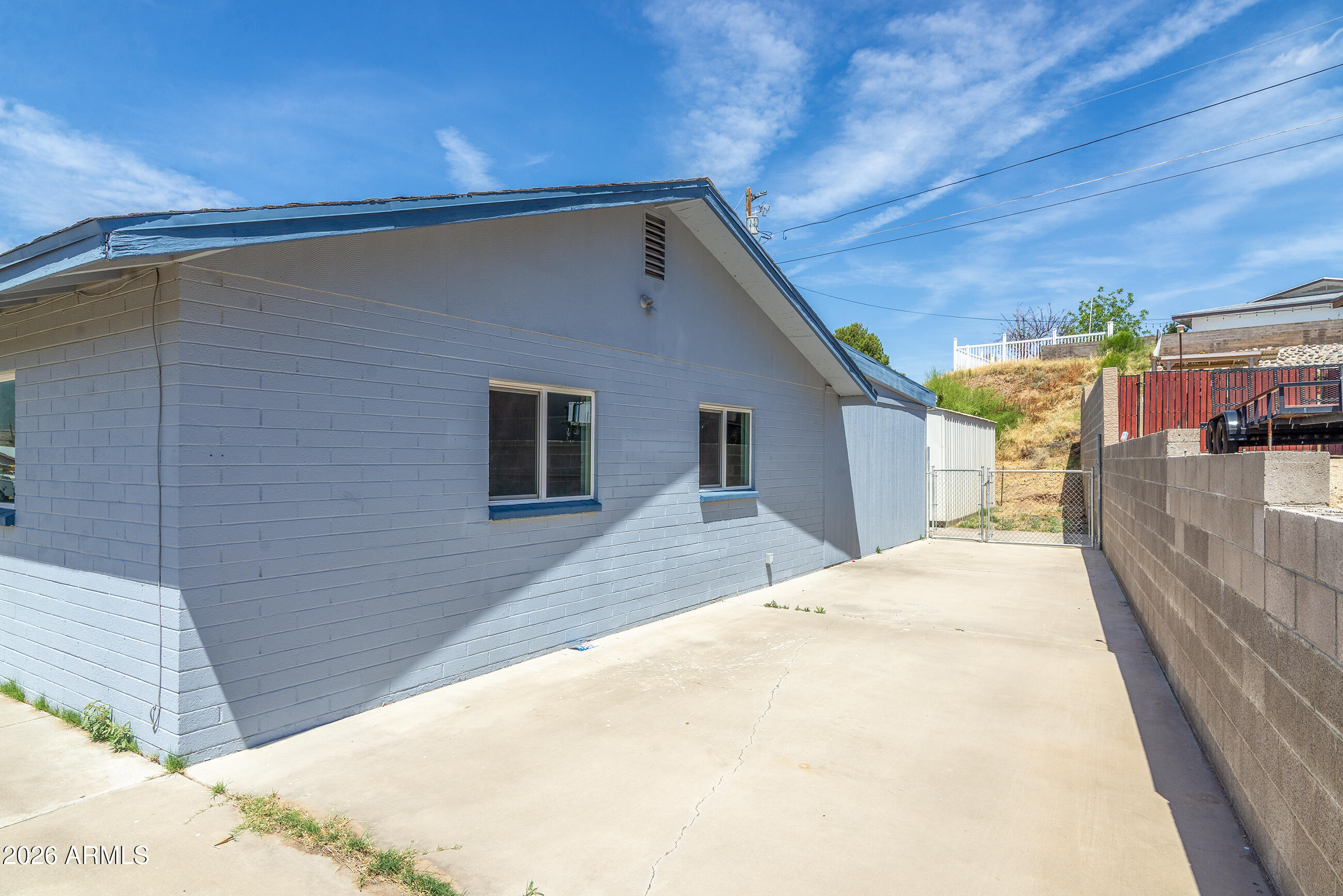 CRESTLINE TERRACE 3 - Residential