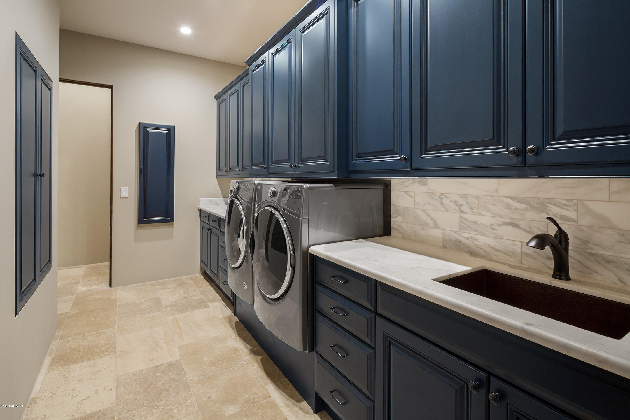 Cantabrica Estates - Residential