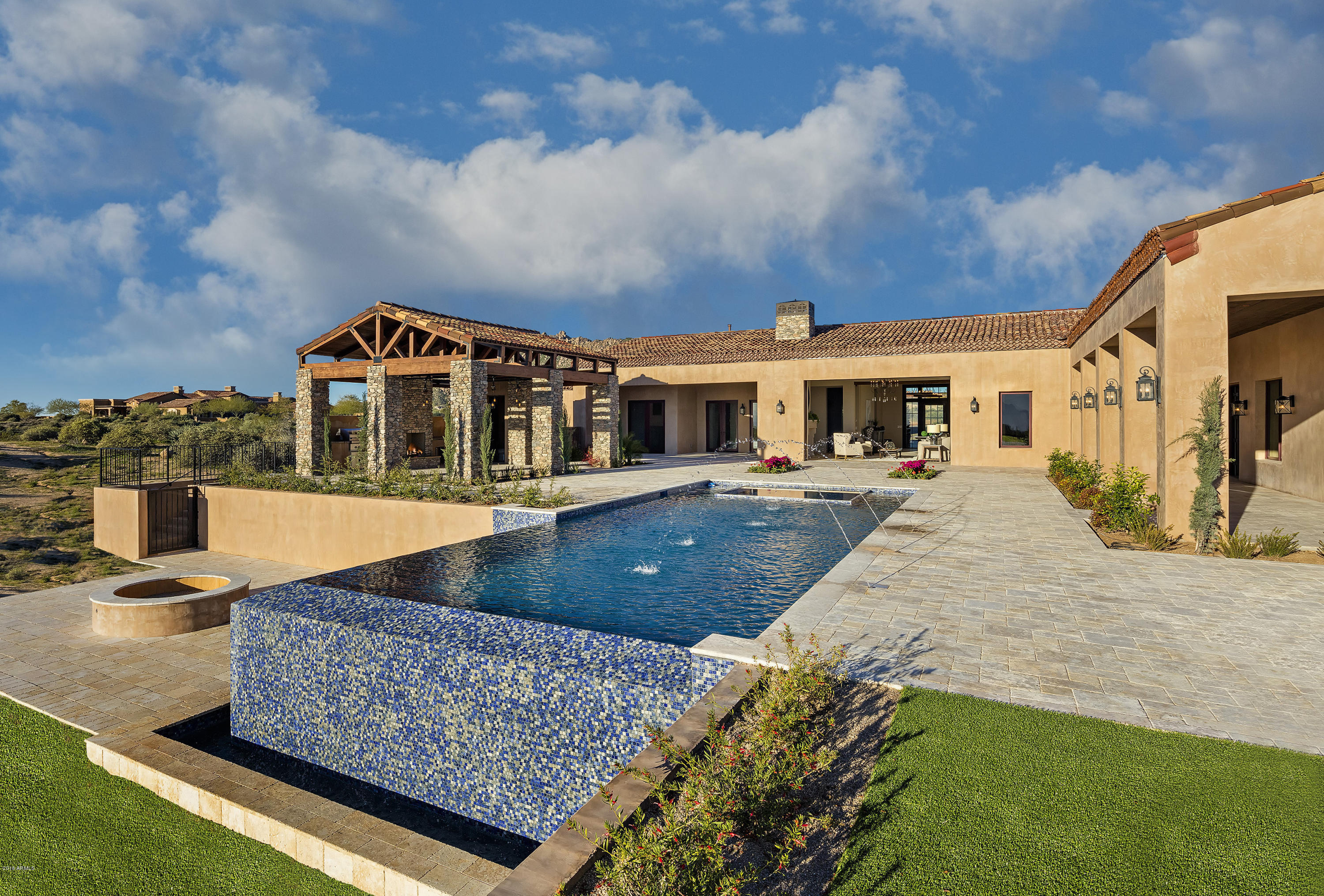 Cantabrica Estates - Residential