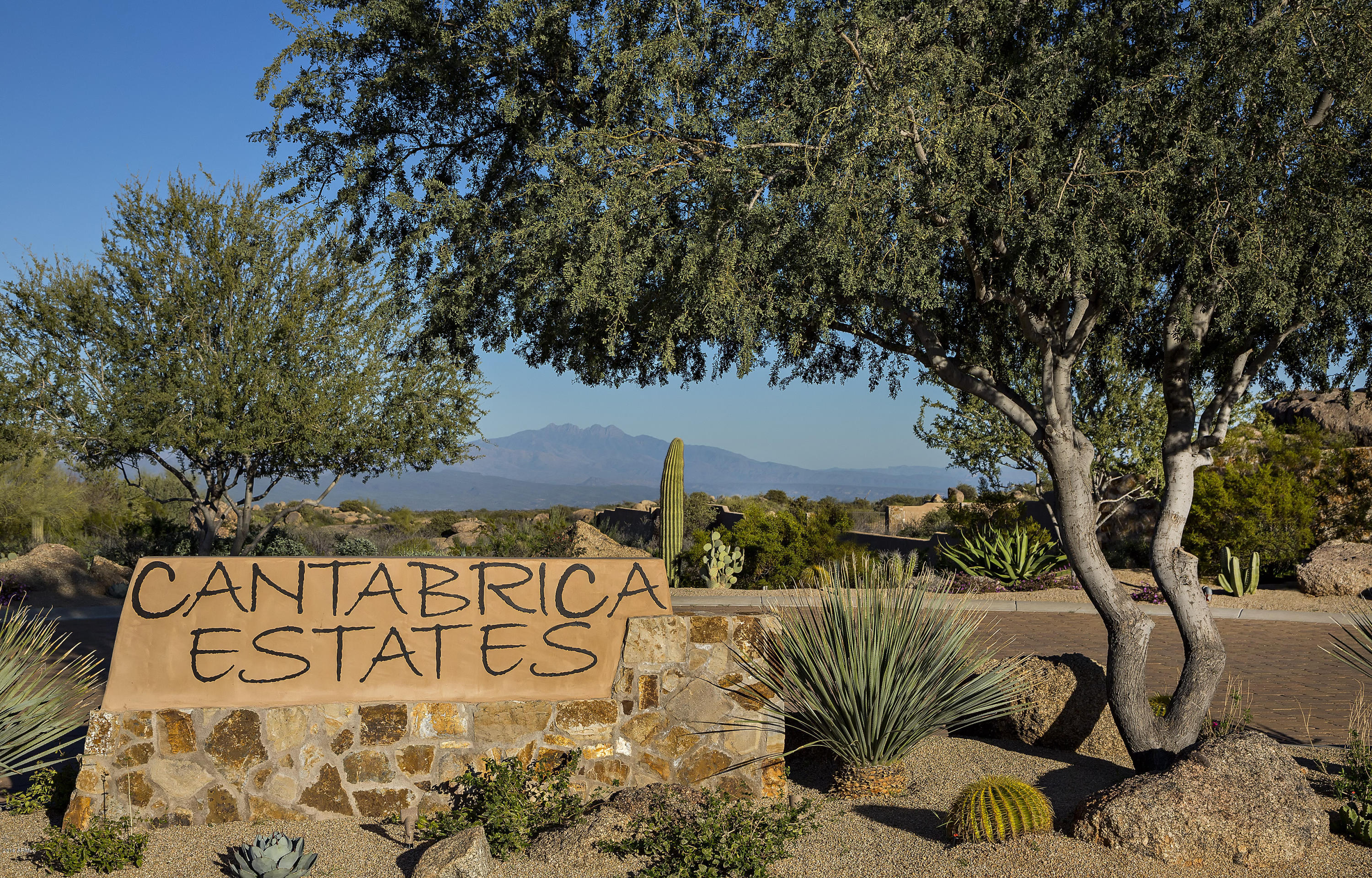 Cantabrica Estates - Residential