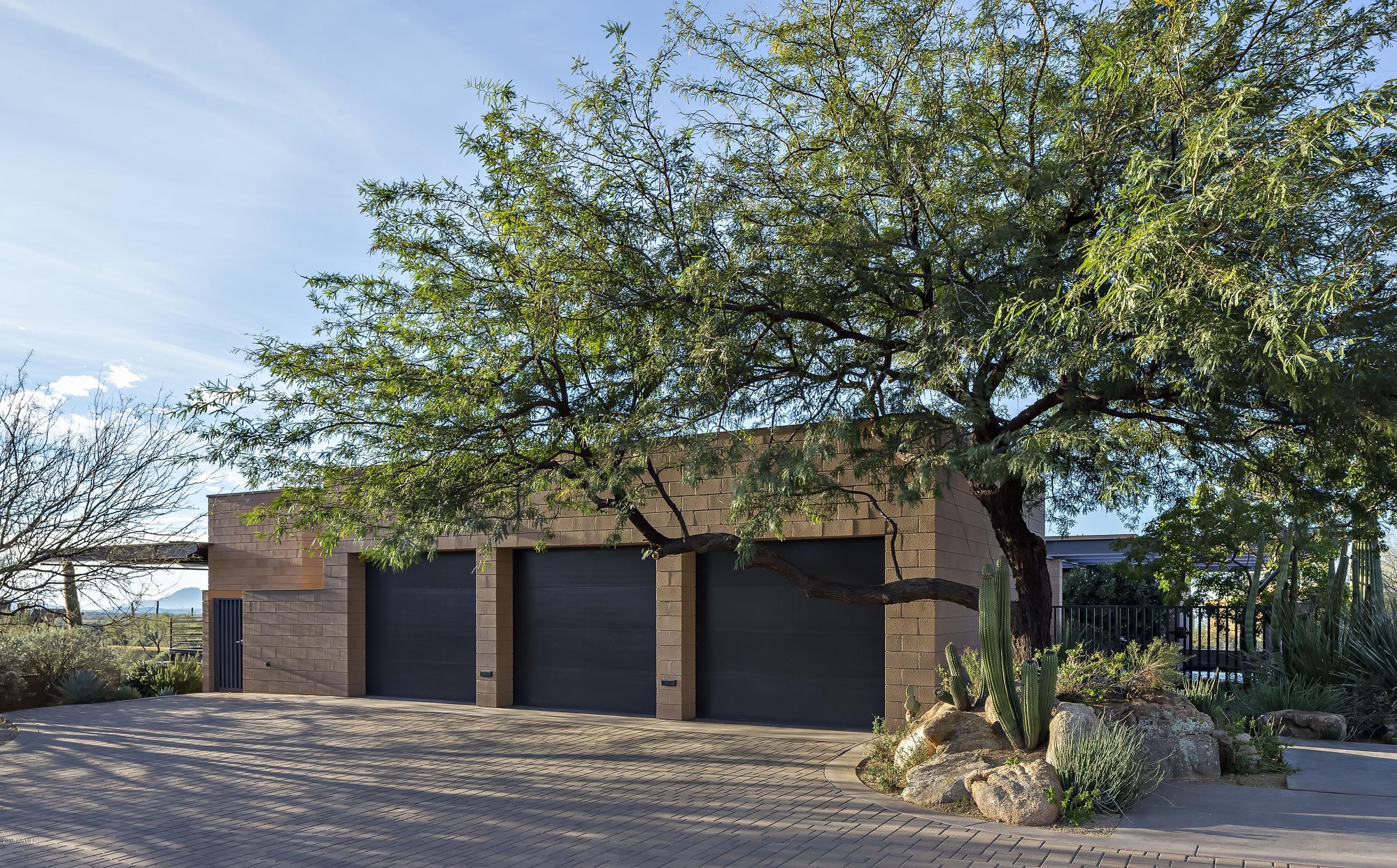 DESERT MOUNTAIN - Residential