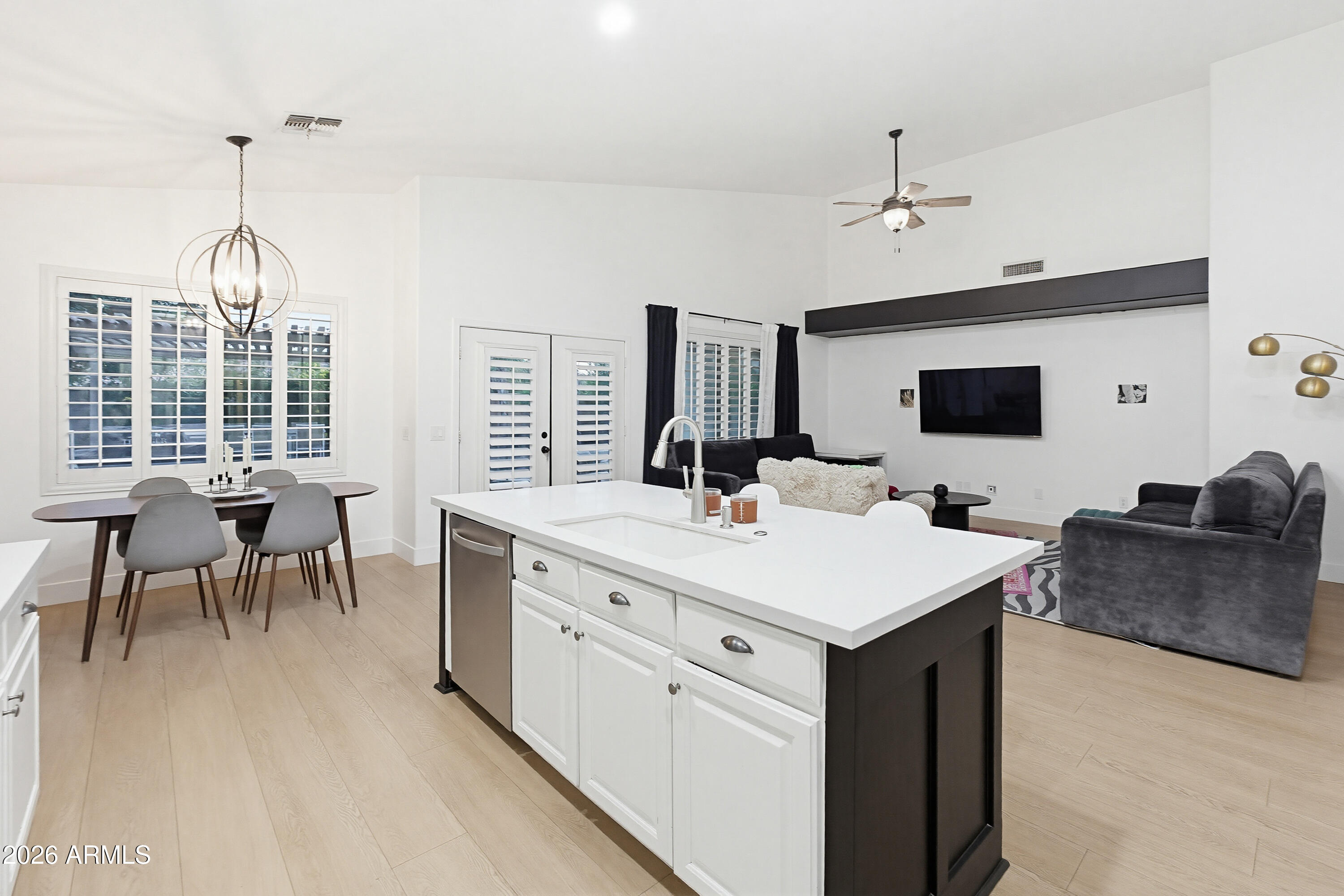 VISTA DEL ORO SOUTH AMD - Residential