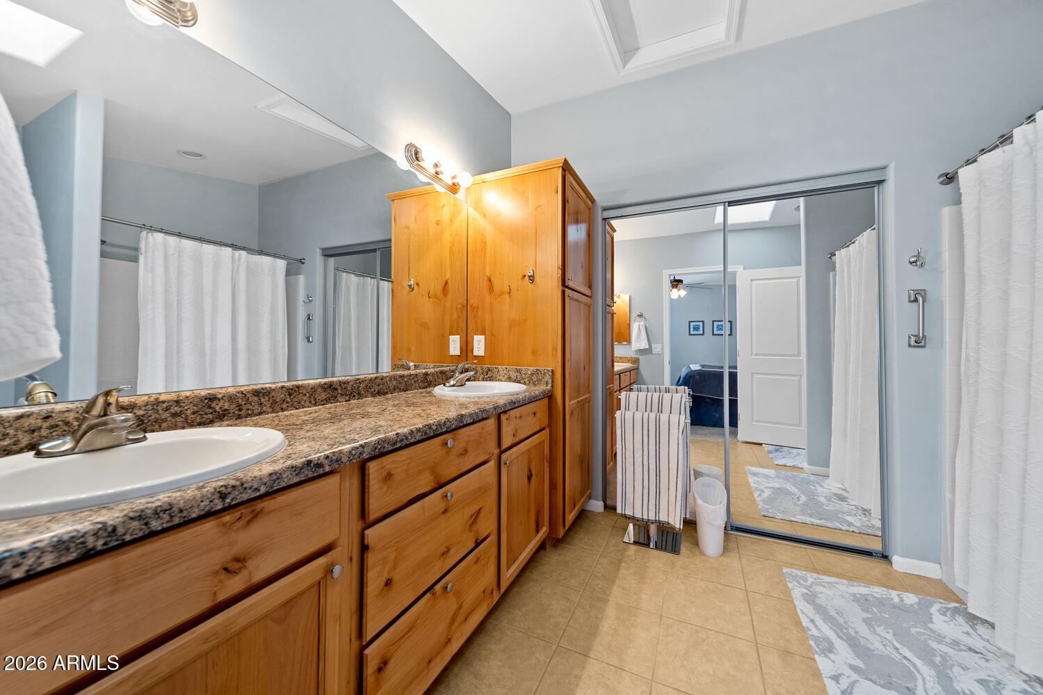 STARLIGHT RIDGE ESTATES TOWNHOUSES - Residential