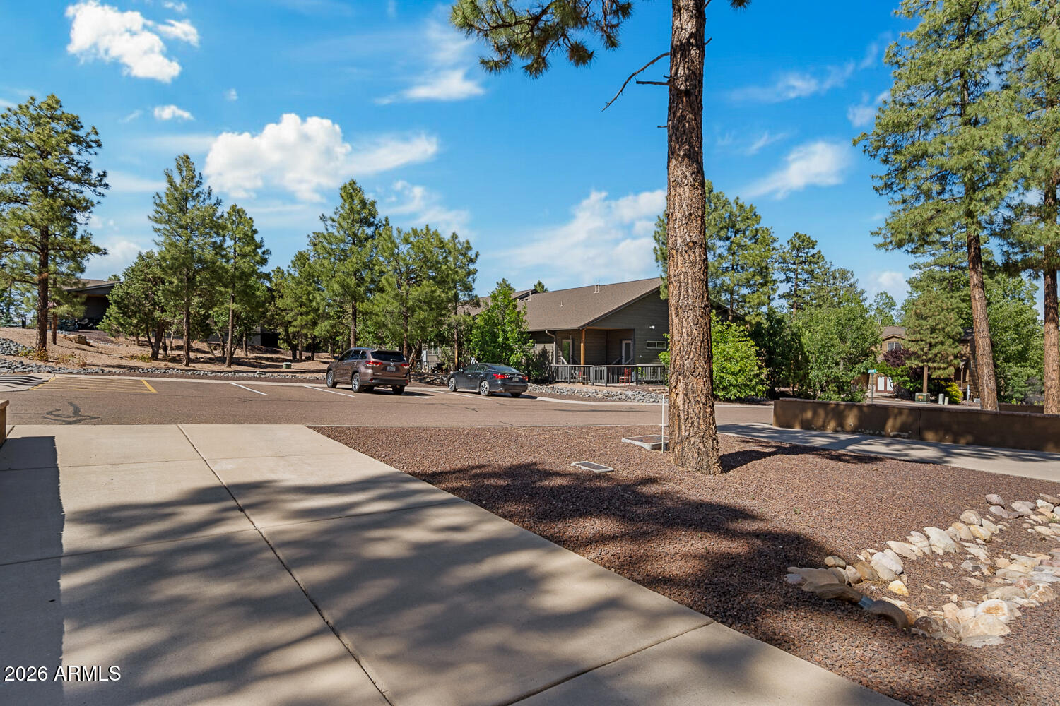 STARLIGHT RIDGE ESTATES TOWNHOUSES - Residential