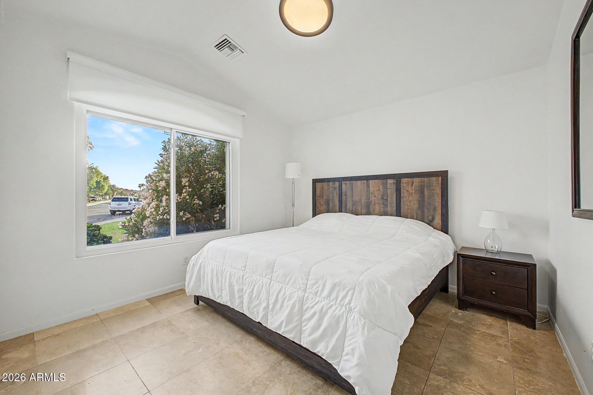 VAL VISTA - Residential