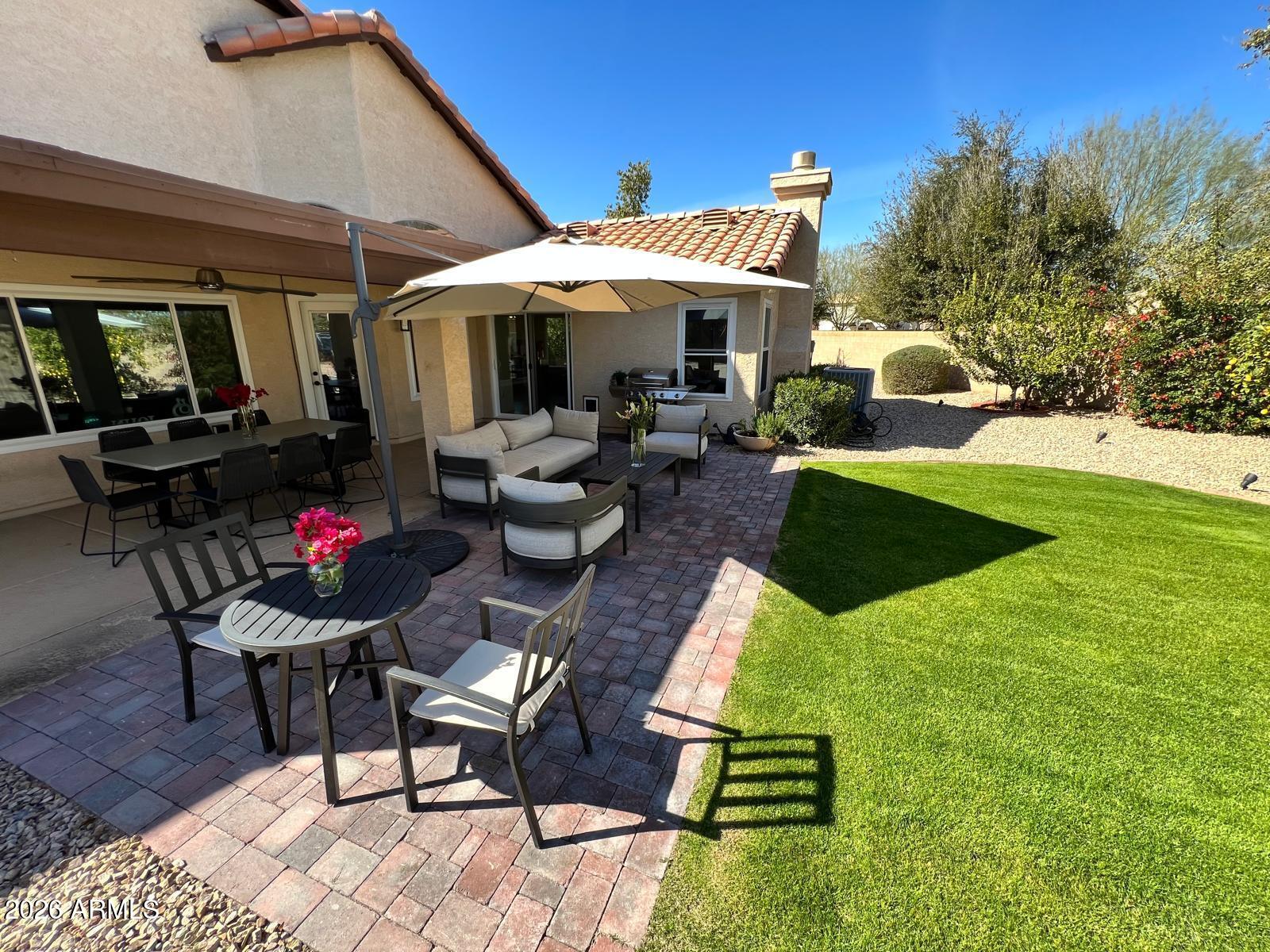 VAL VISTA - Residential