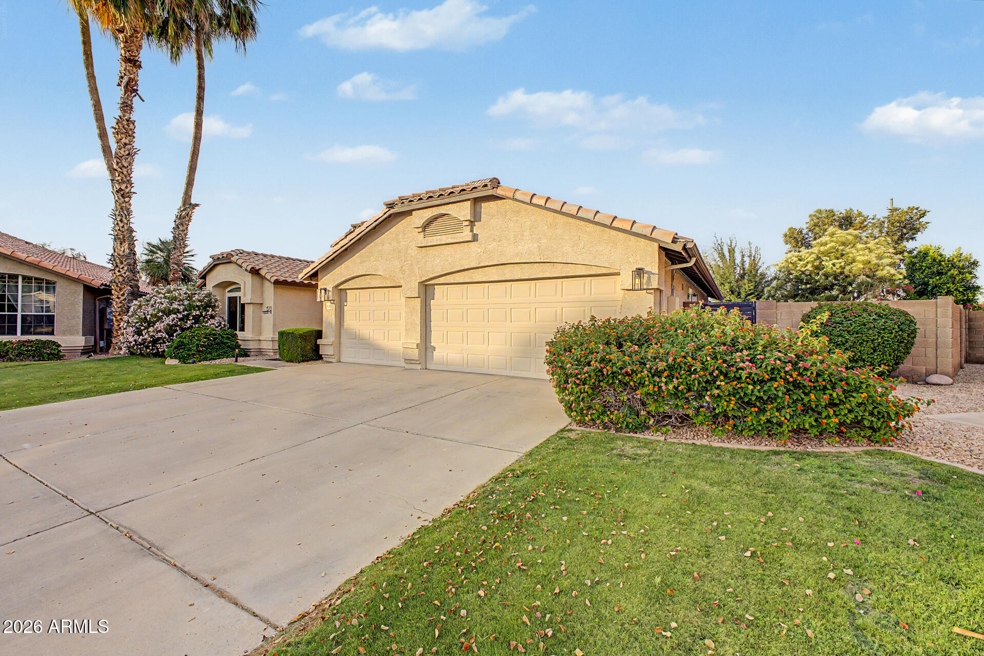 VAL VISTA - Residential