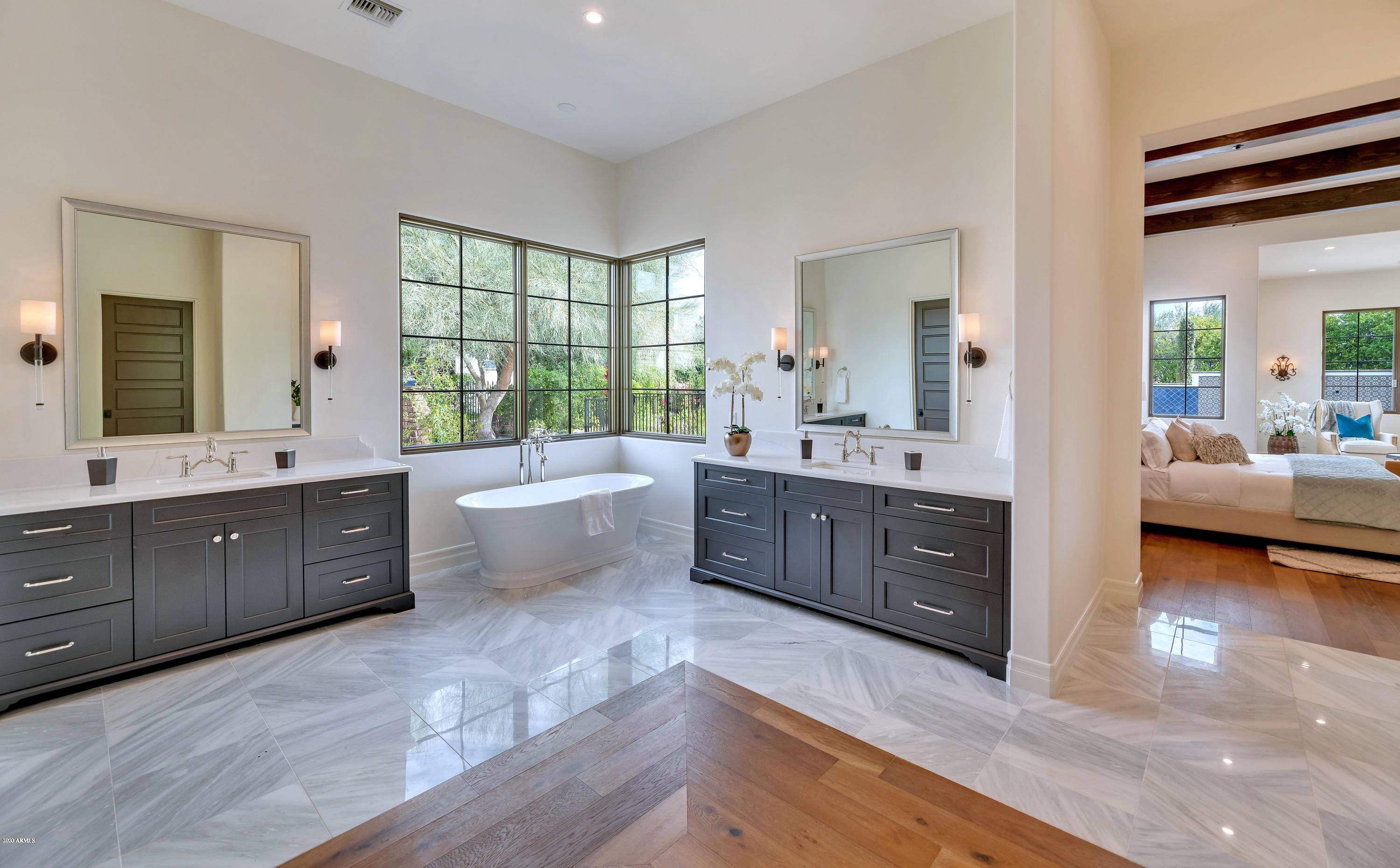 CASA BLANCA ESTATES LOT 20-37 & TR A - Residential