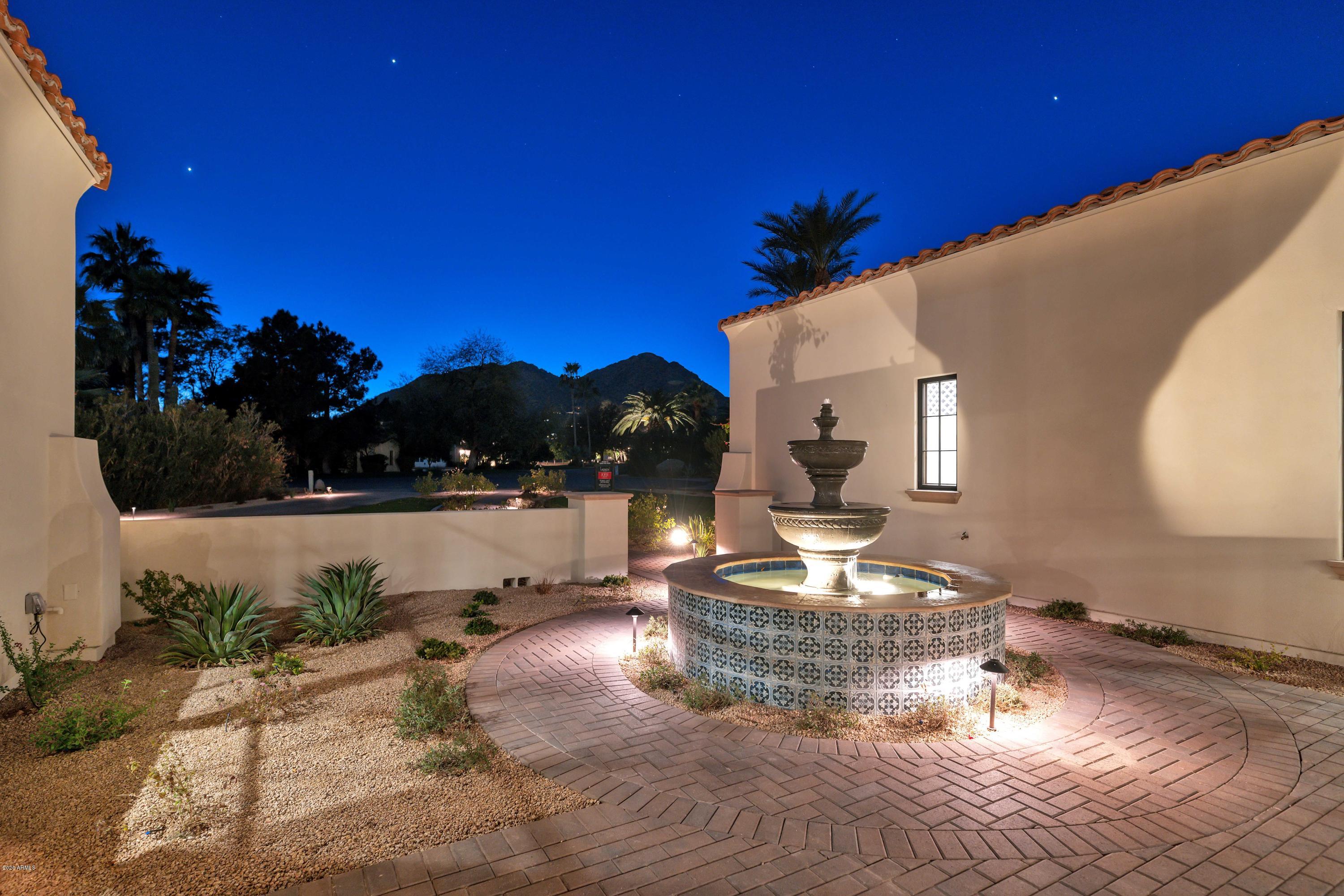 CASA BLANCA ESTATES LOT 20-37 & TR A - Residential