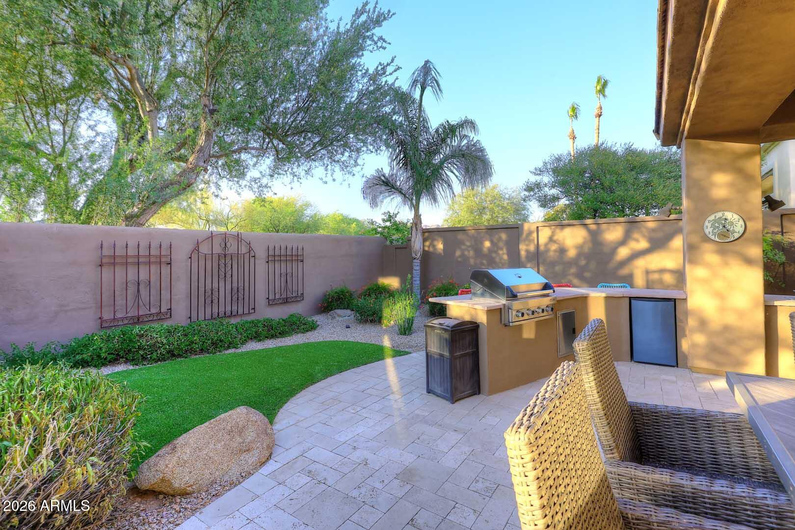 STONEGATE - Residential