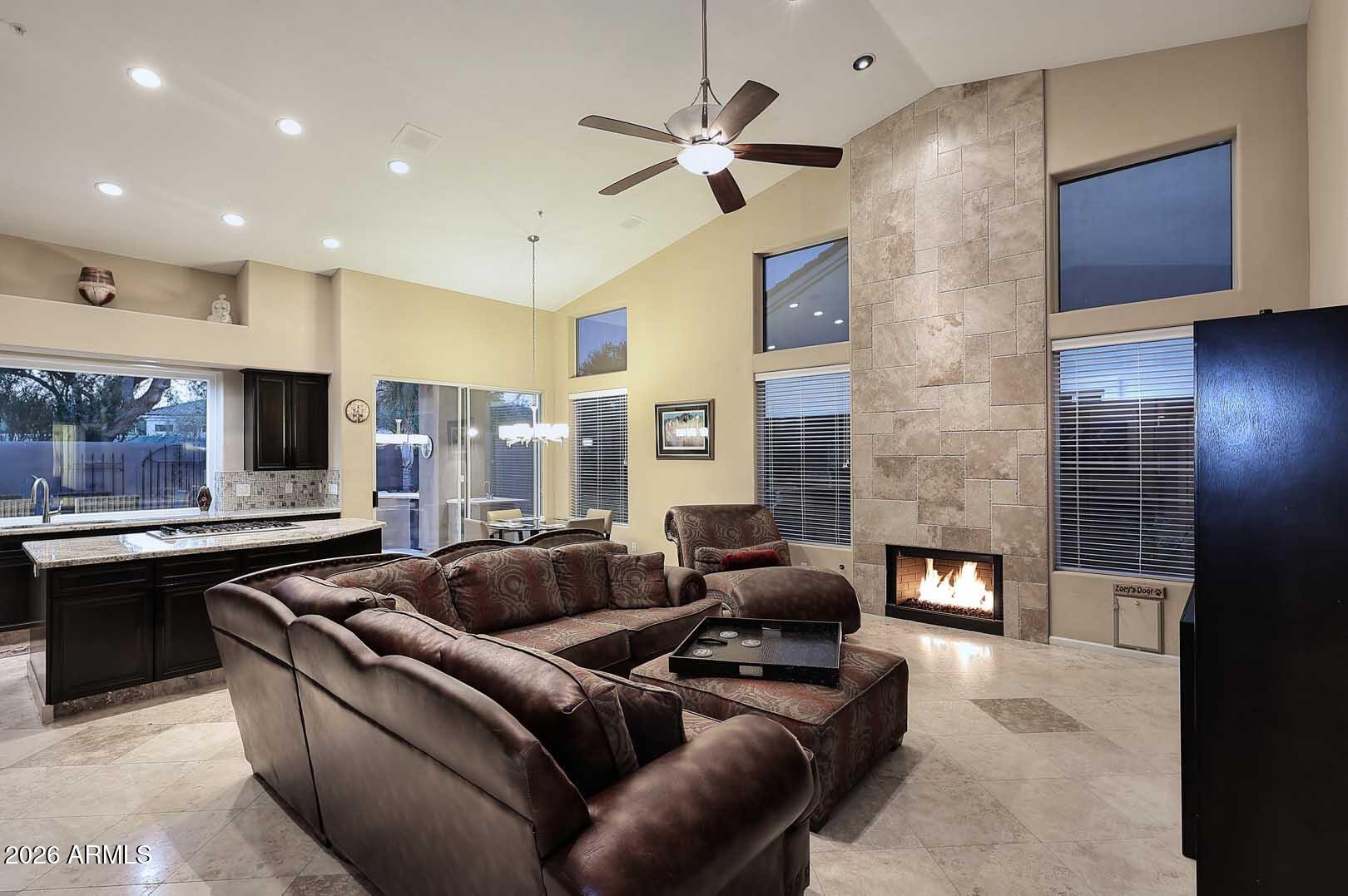 STONEGATE - Residential