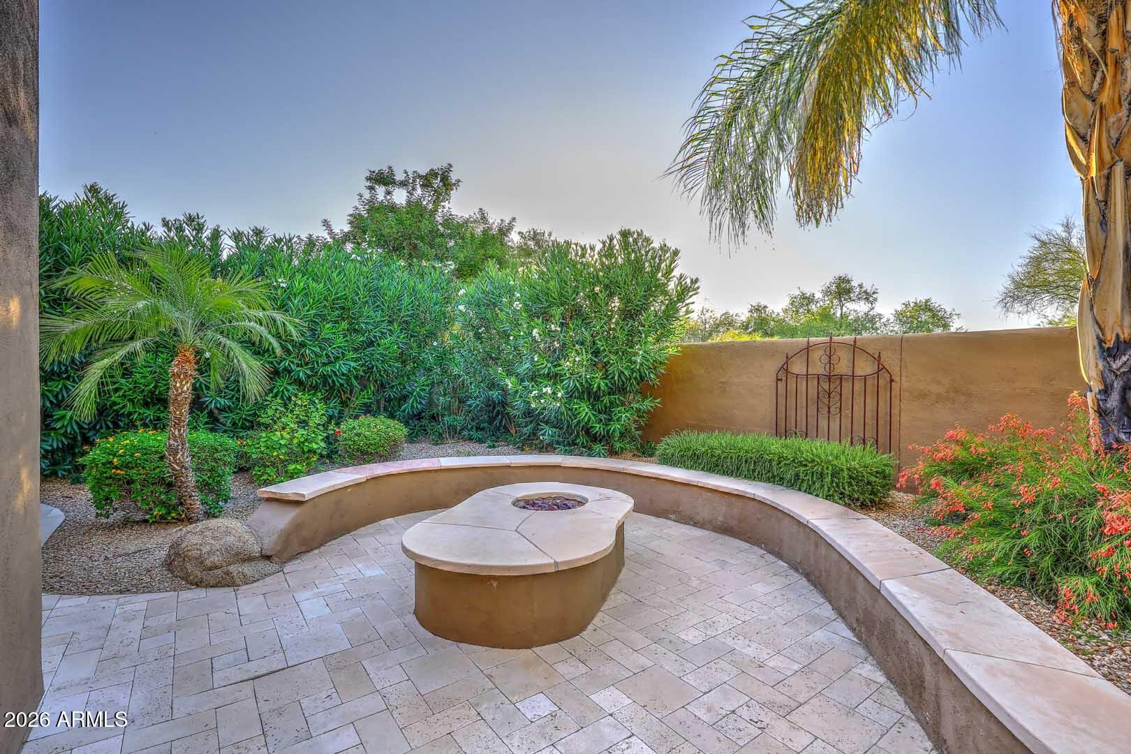 STONEGATE - Residential