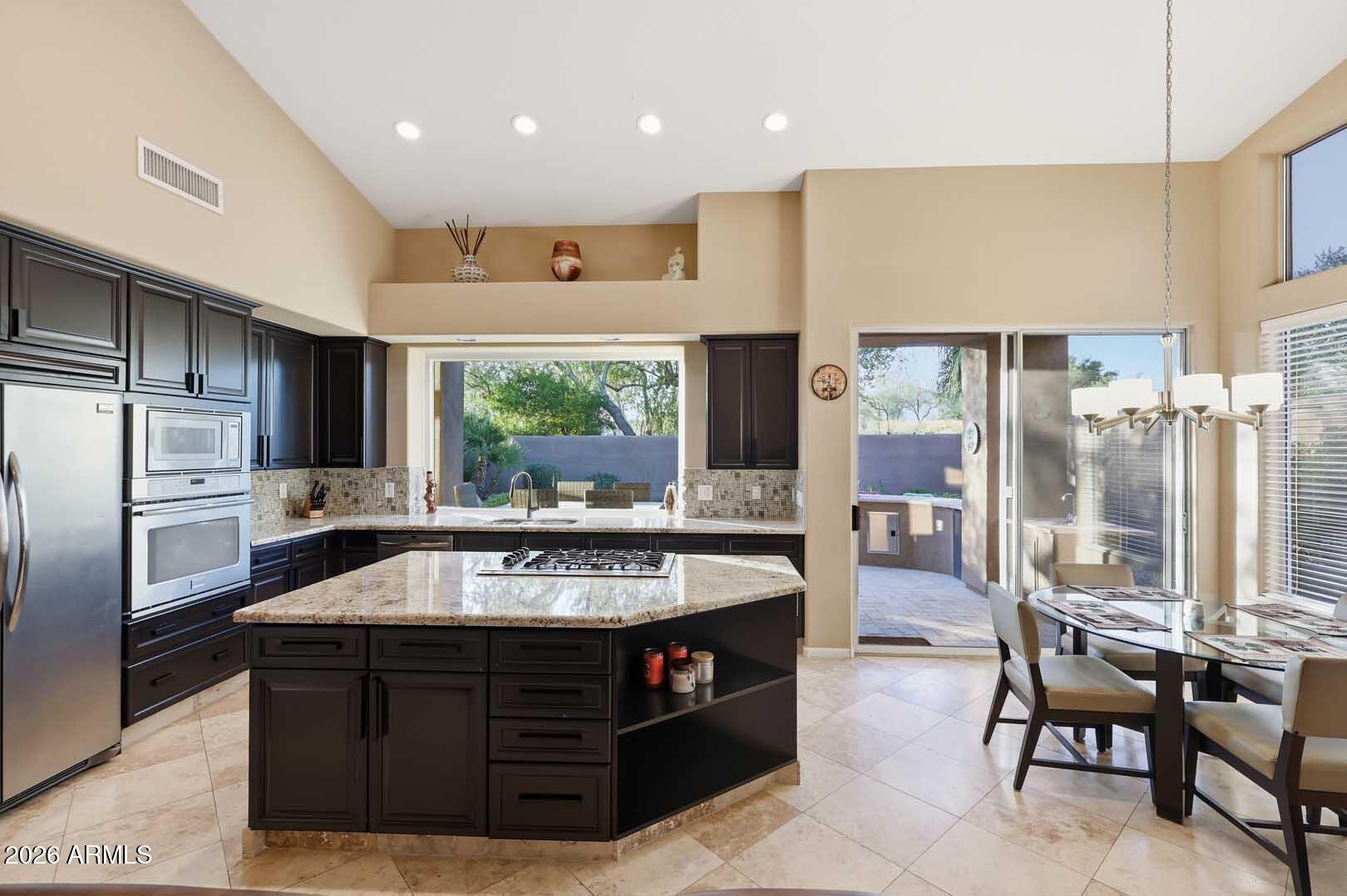STONEGATE - Residential