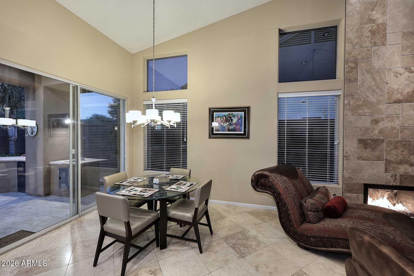 STONEGATE - Residential