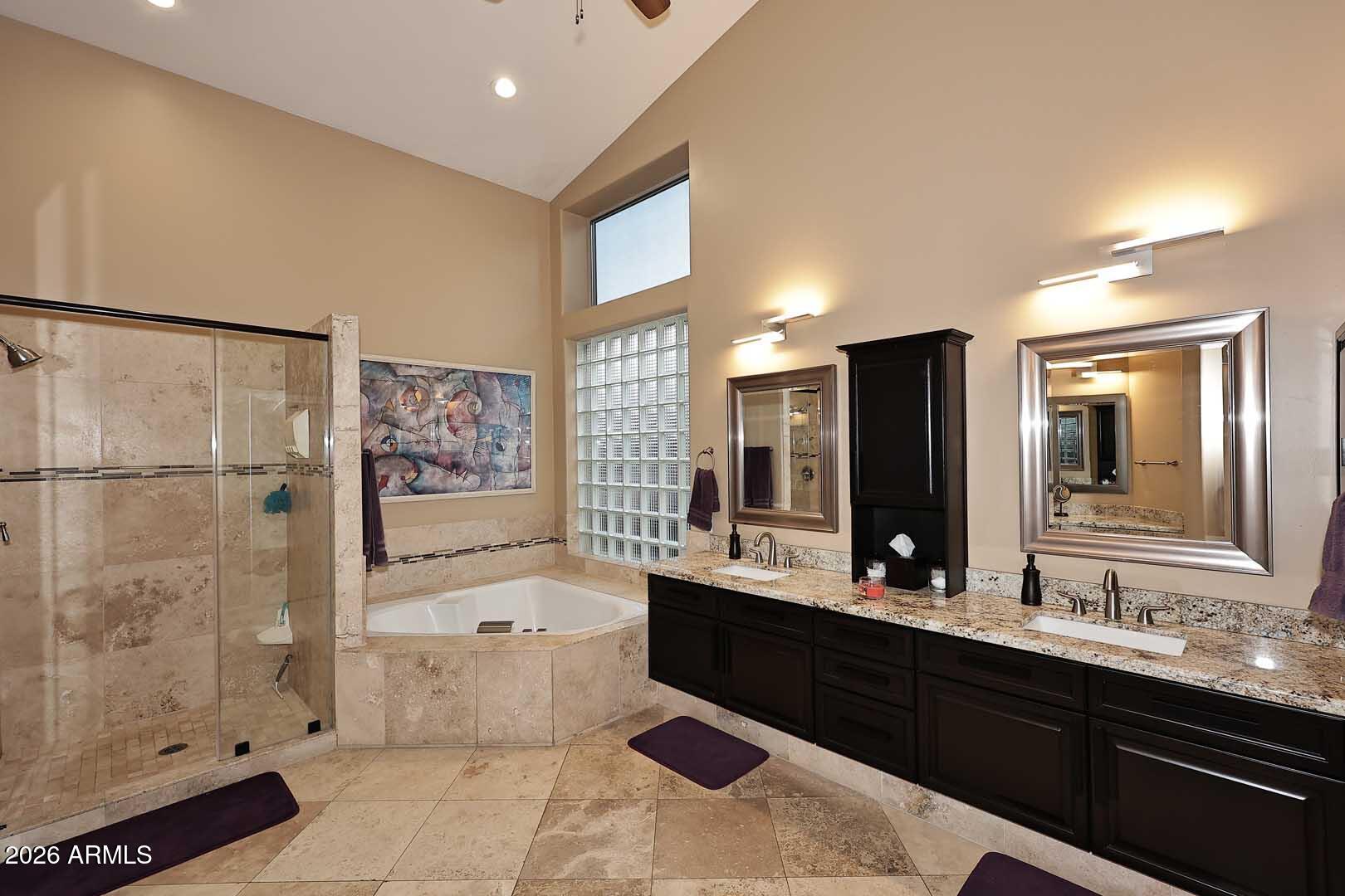 STONEGATE - Residential