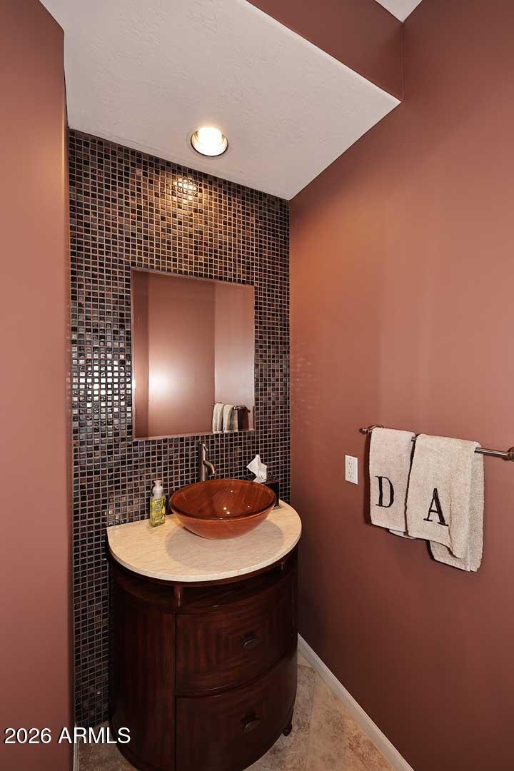 STONEGATE - Residential