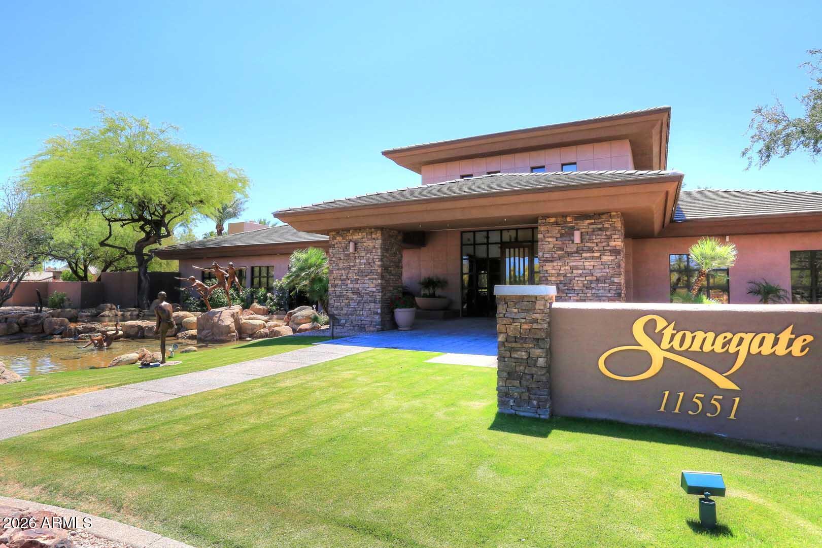 STONEGATE - Residential