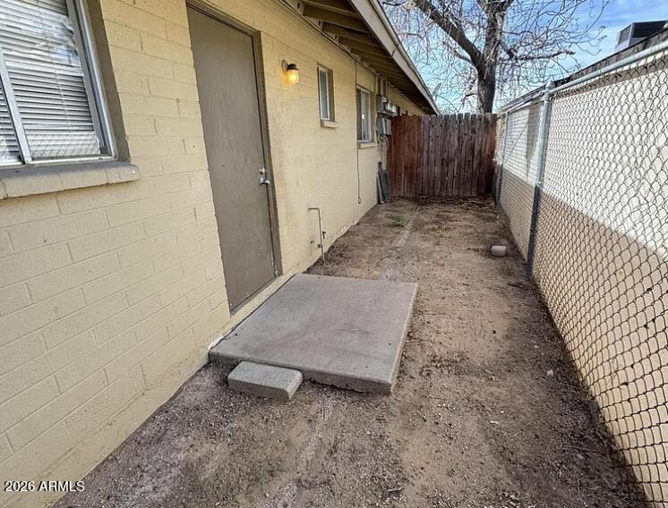 DESERT COVE EXTENSION LOTS 5-12 21 24-28 - Residential Lease