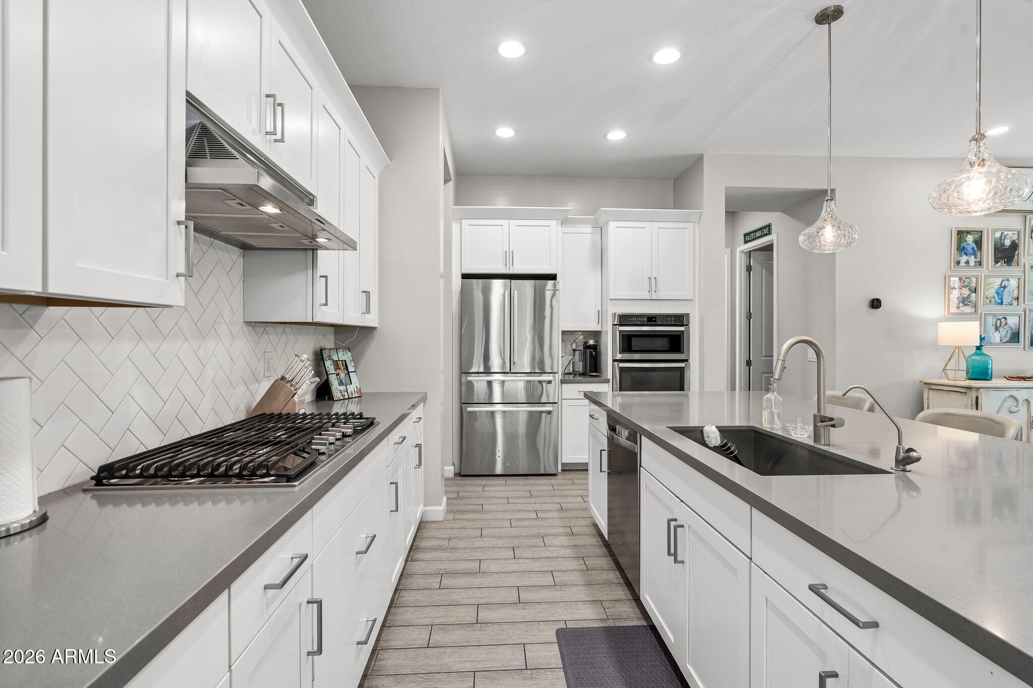 WARNER GROVES AT MORRISON RANCH - Residential