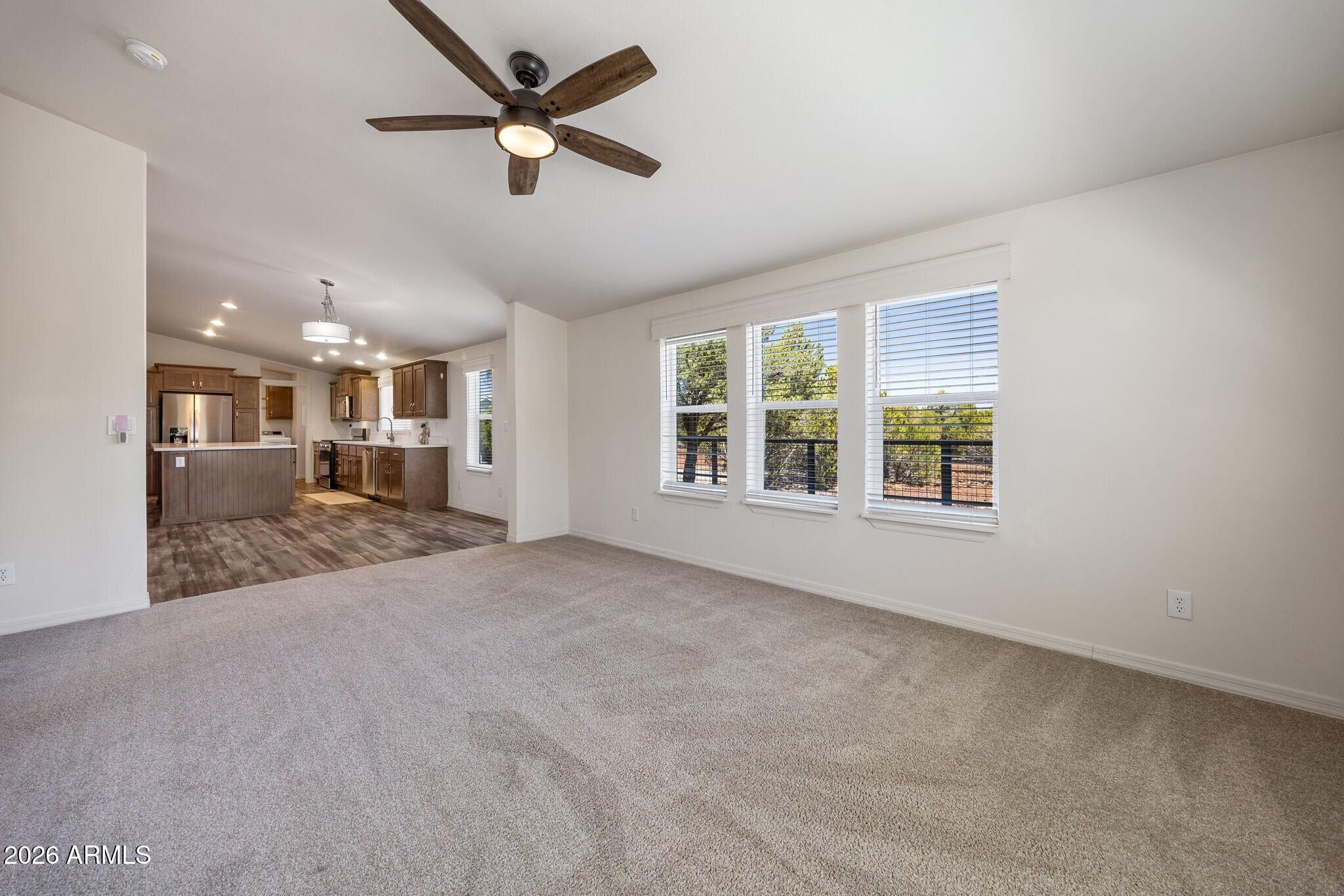 SHOW LOW EAST UNIT 1 - Residential