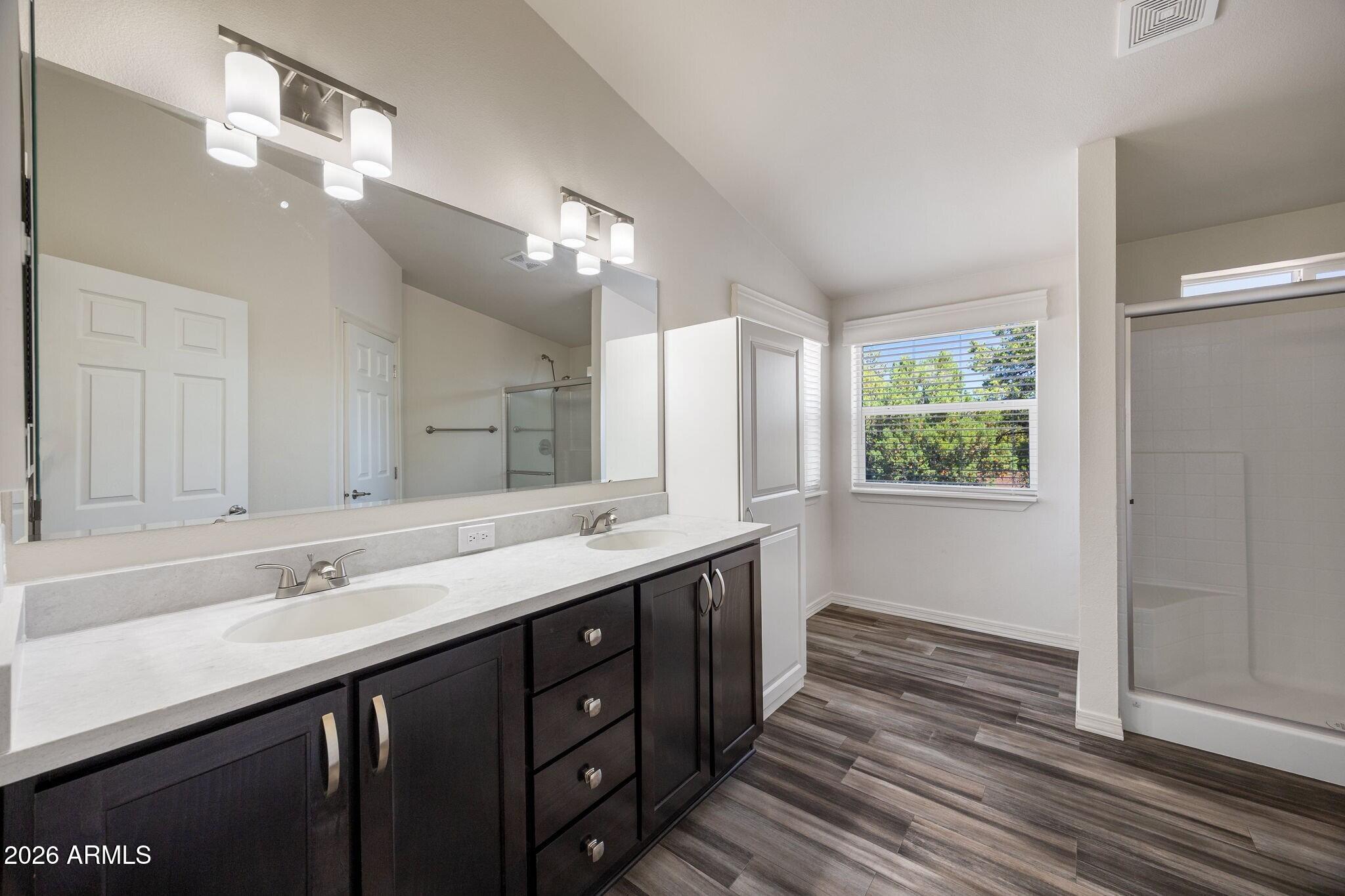 SHOW LOW EAST UNIT 1 - Residential