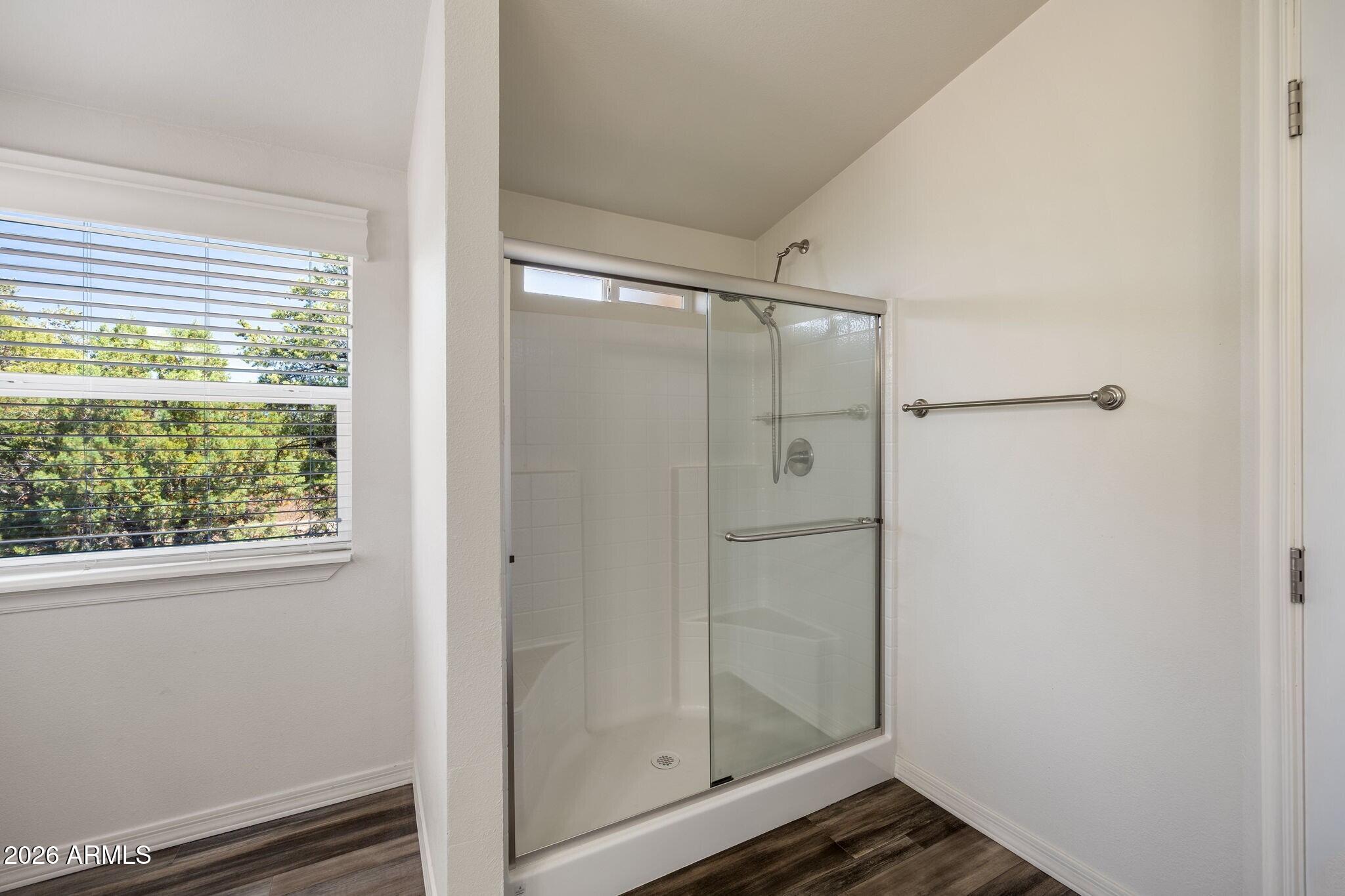 SHOW LOW EAST UNIT 1 - Residential