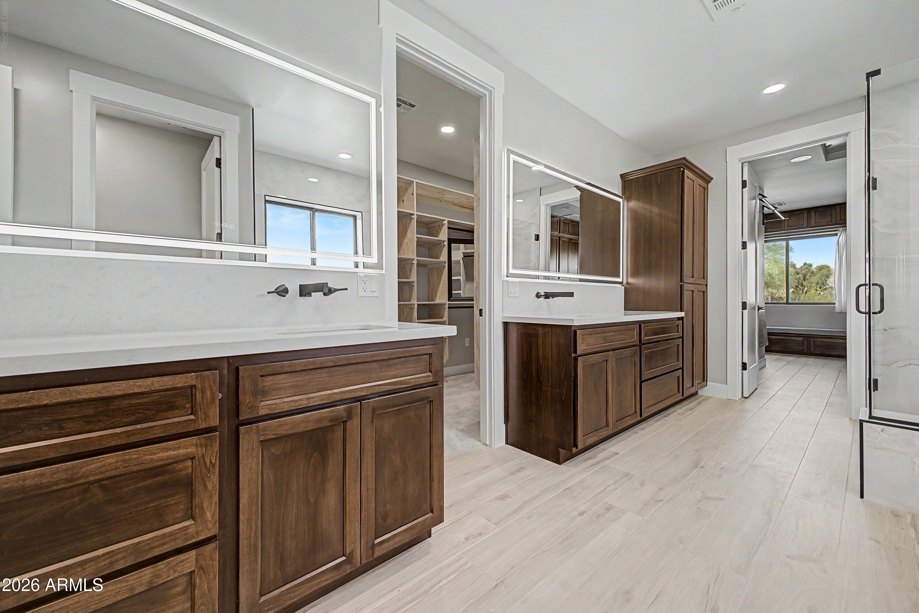 LAS MONTANAS UNIT I - Residential