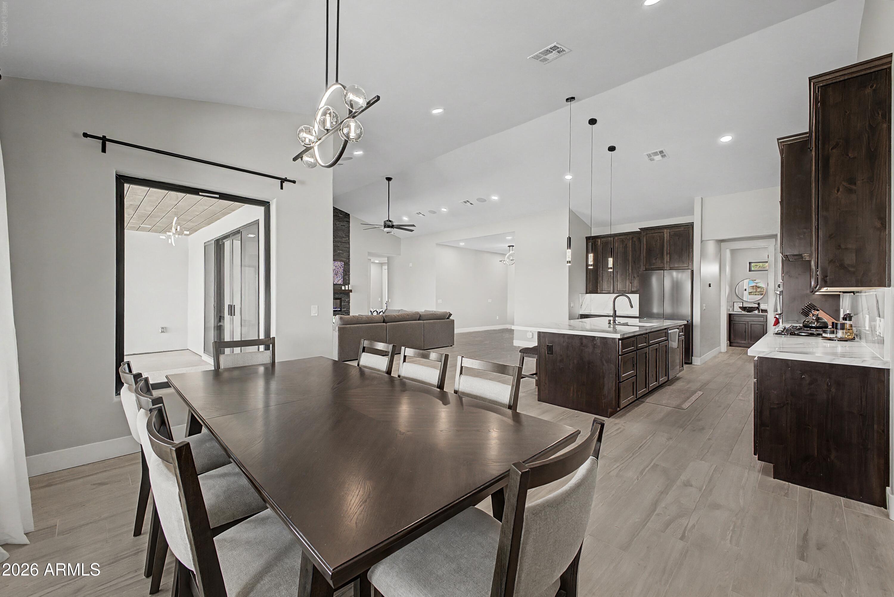 LAS MONTANAS UNIT I - Residential