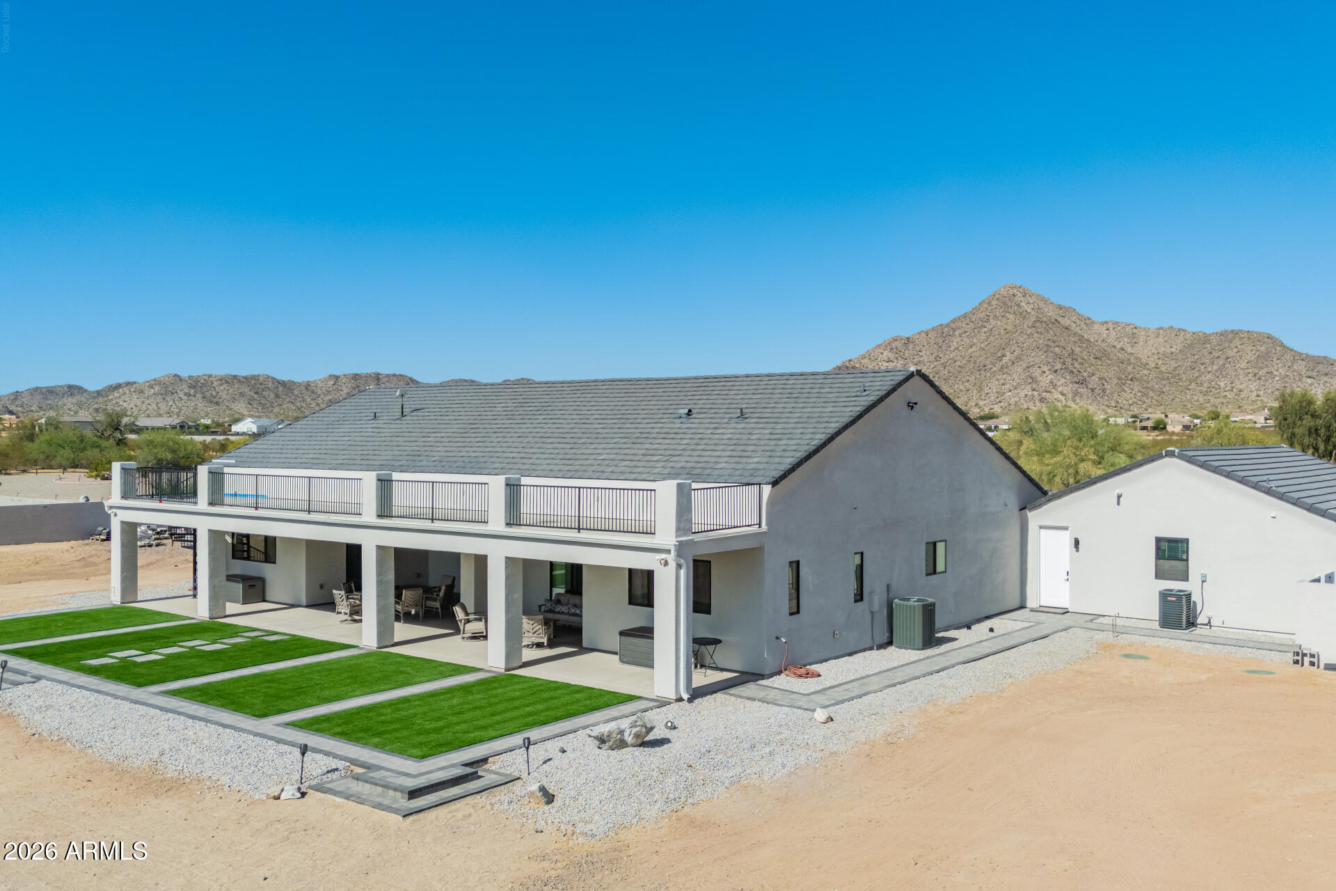LAS MONTANAS UNIT I - Residential