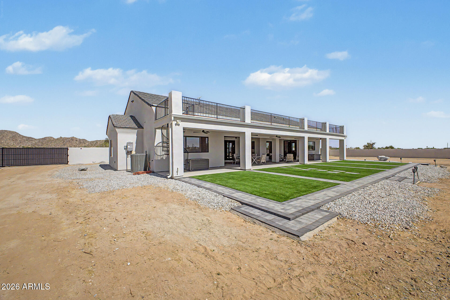 LAS MONTANAS UNIT I - Residential
