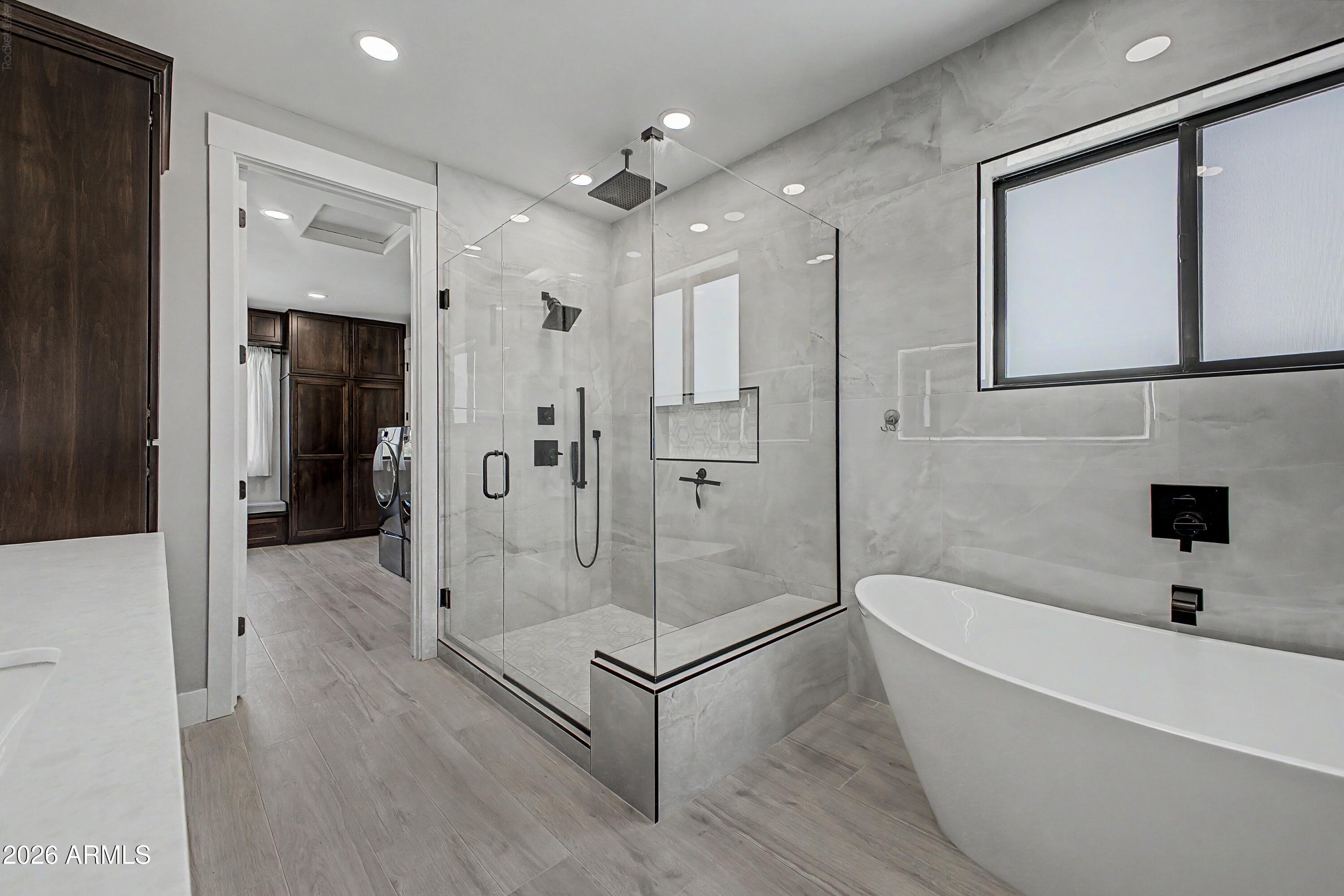 LAS MONTANAS UNIT I - Residential