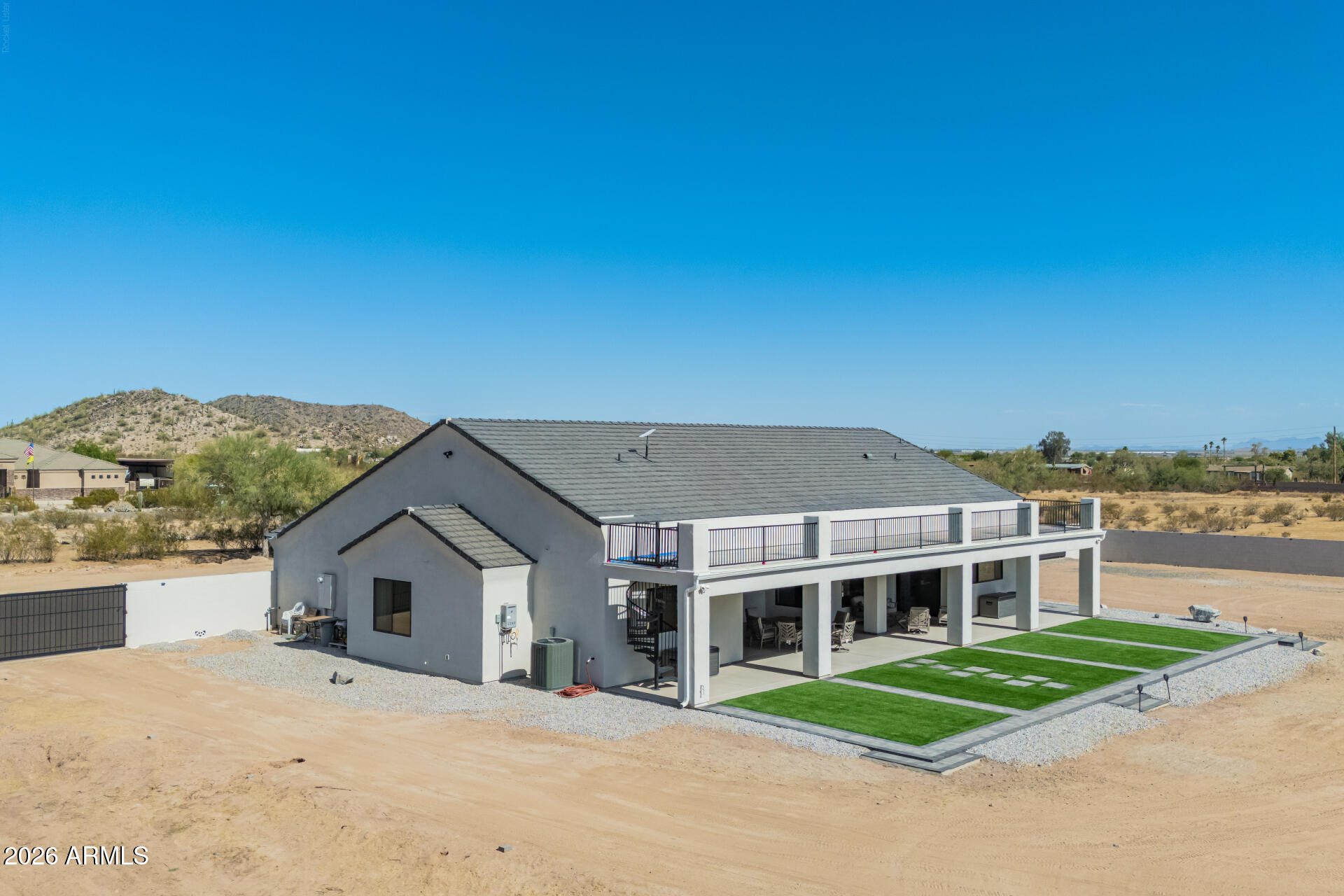 LAS MONTANAS UNIT I - Residential