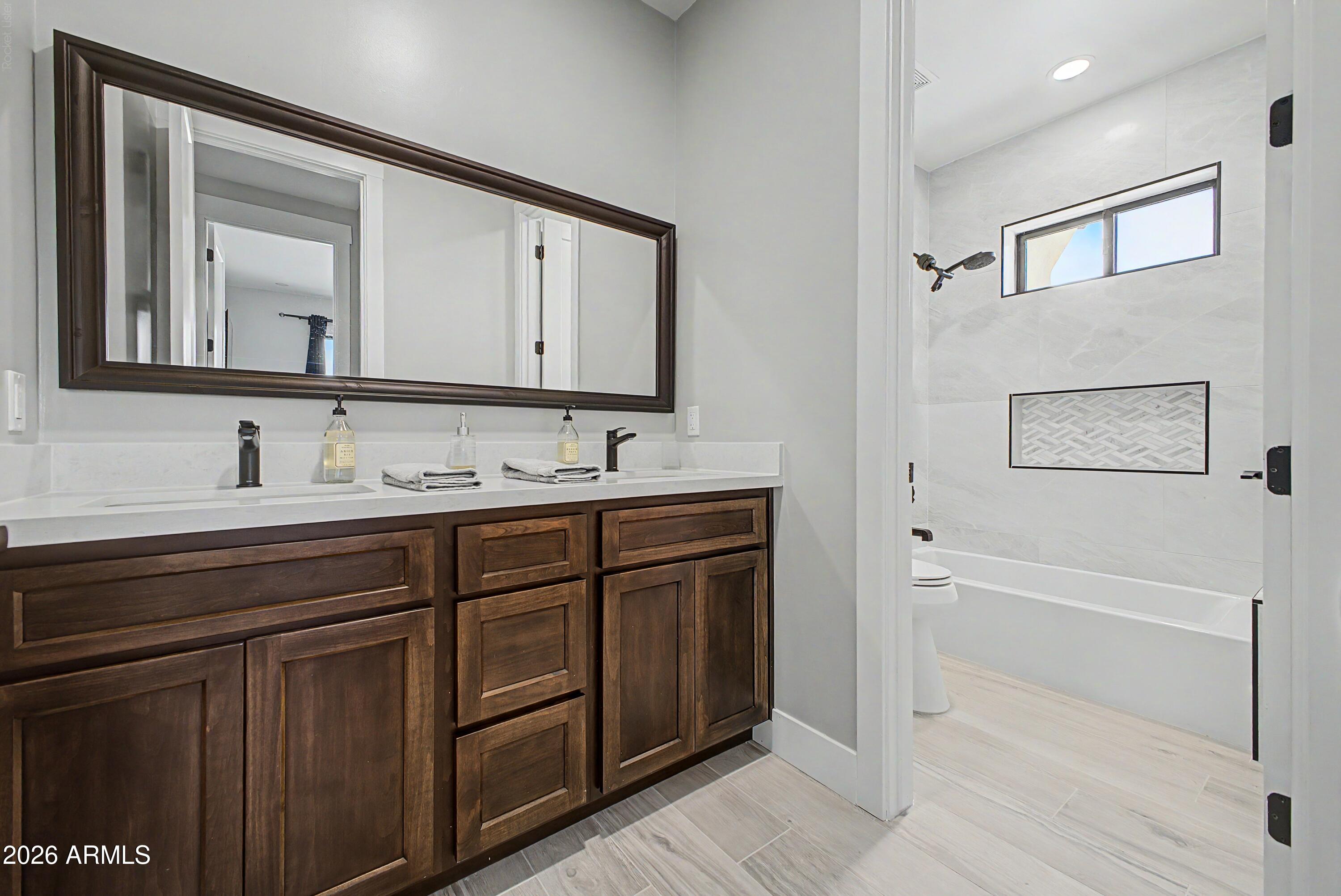 LAS MONTANAS UNIT I - Residential
