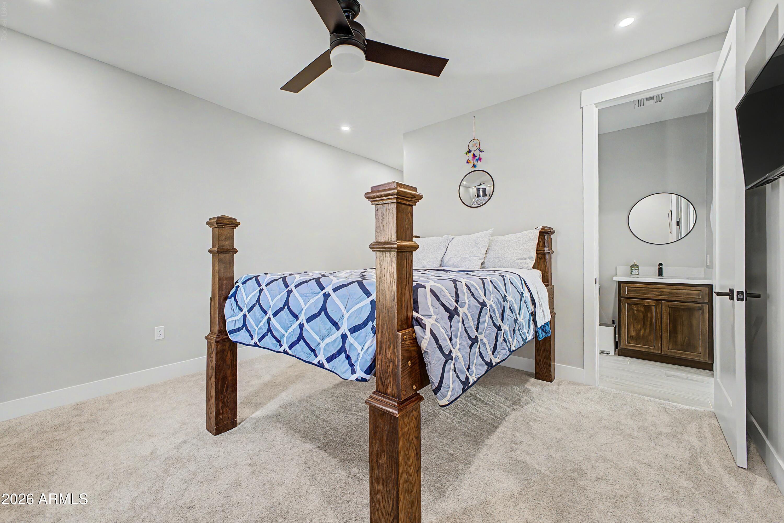 LAS MONTANAS UNIT I - Residential