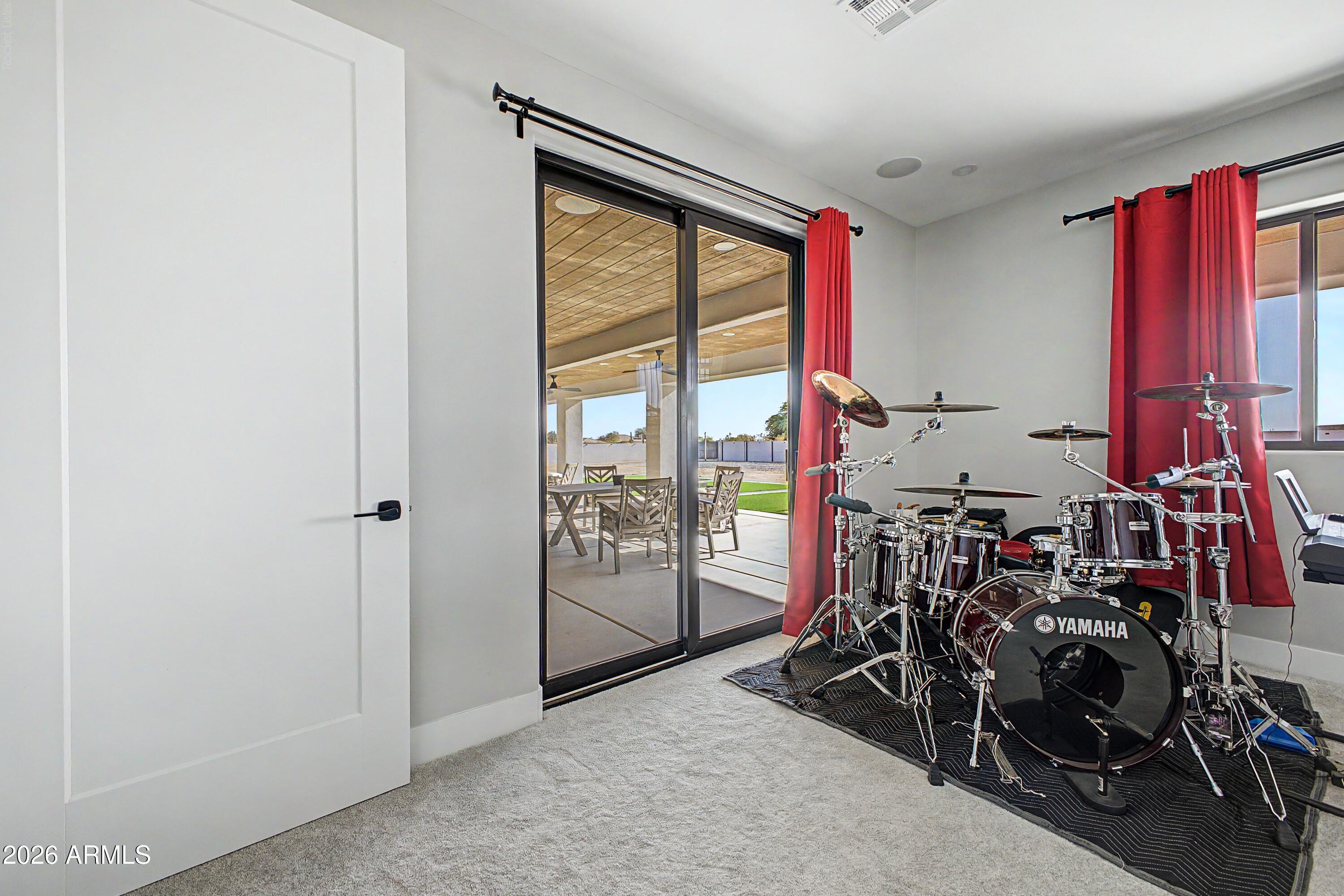 LAS MONTANAS UNIT I - Residential