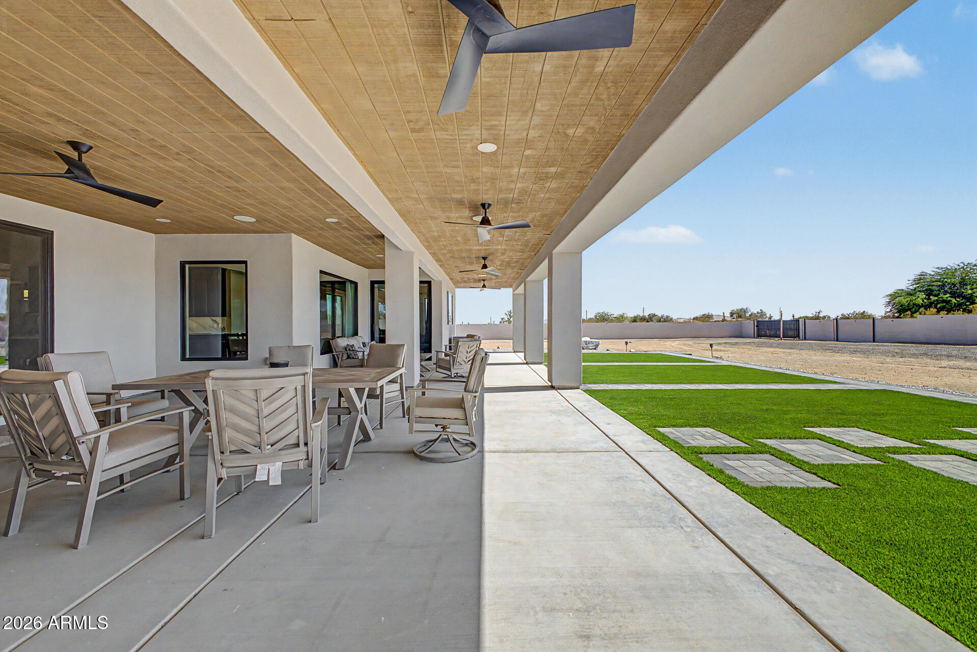 LAS MONTANAS UNIT I - Residential