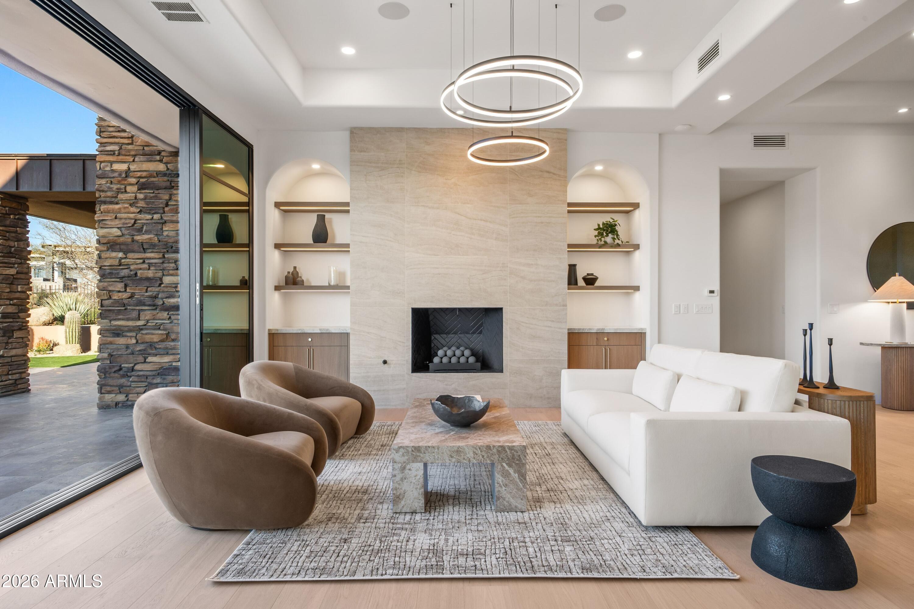 DESERT MOUNTAIN - Residential