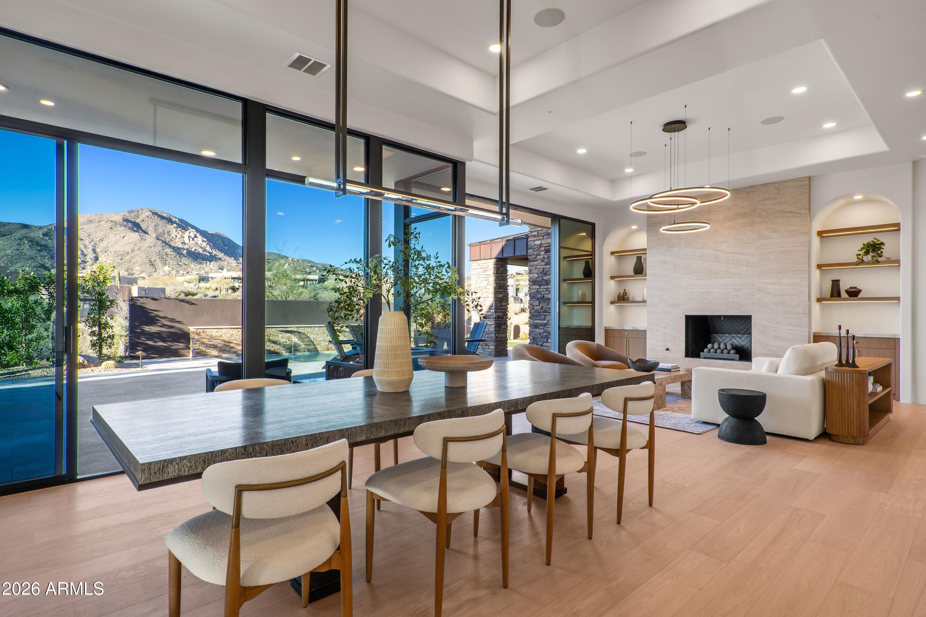 DESERT MOUNTAIN - Residential