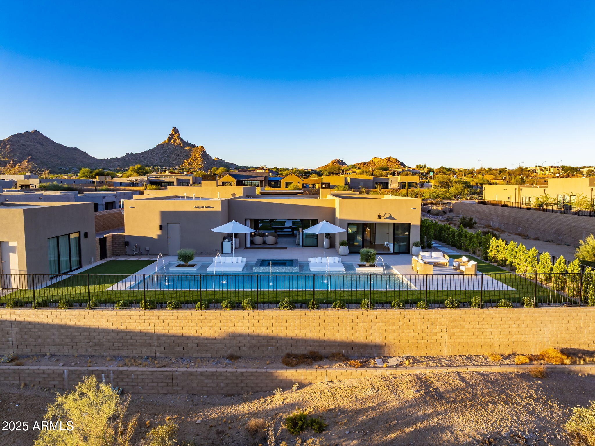 SKYE VIEW - Residential