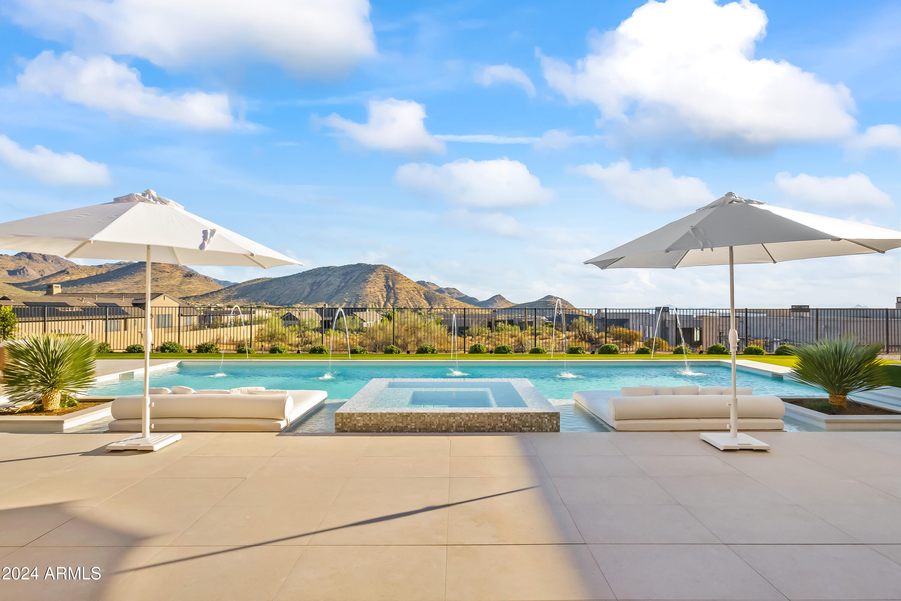 SKYE VIEW - Residential