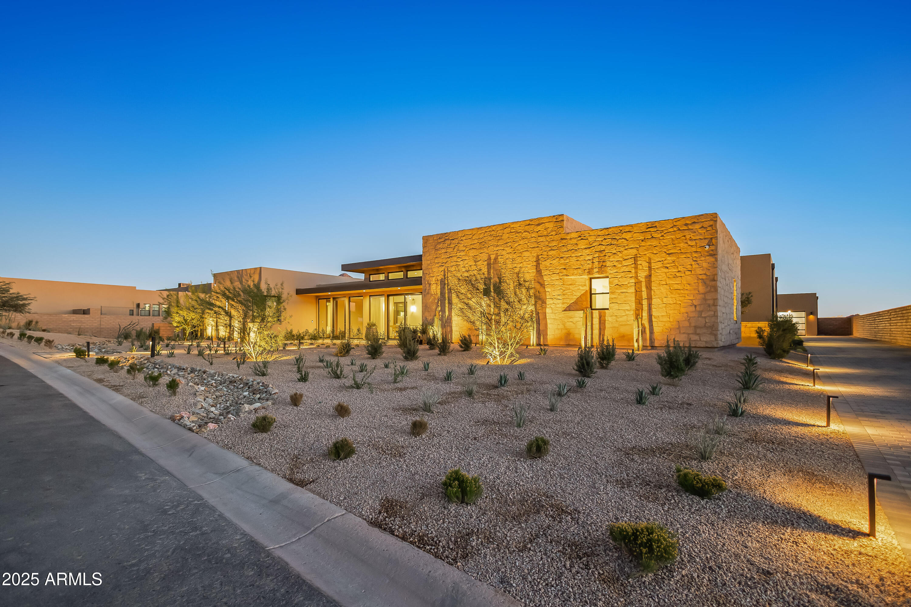 SKYE VIEW - Residential