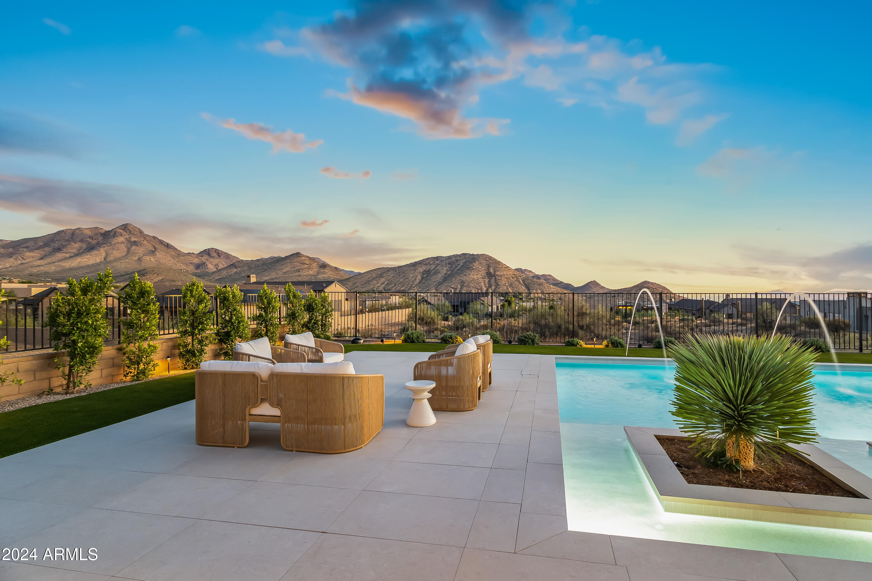 SKYE VIEW - Residential