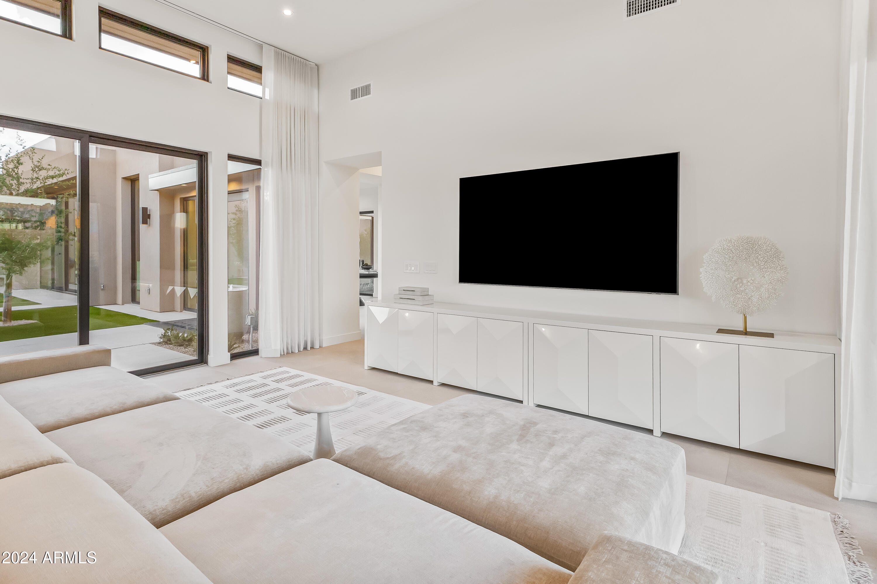 SKYE VIEW - Residential