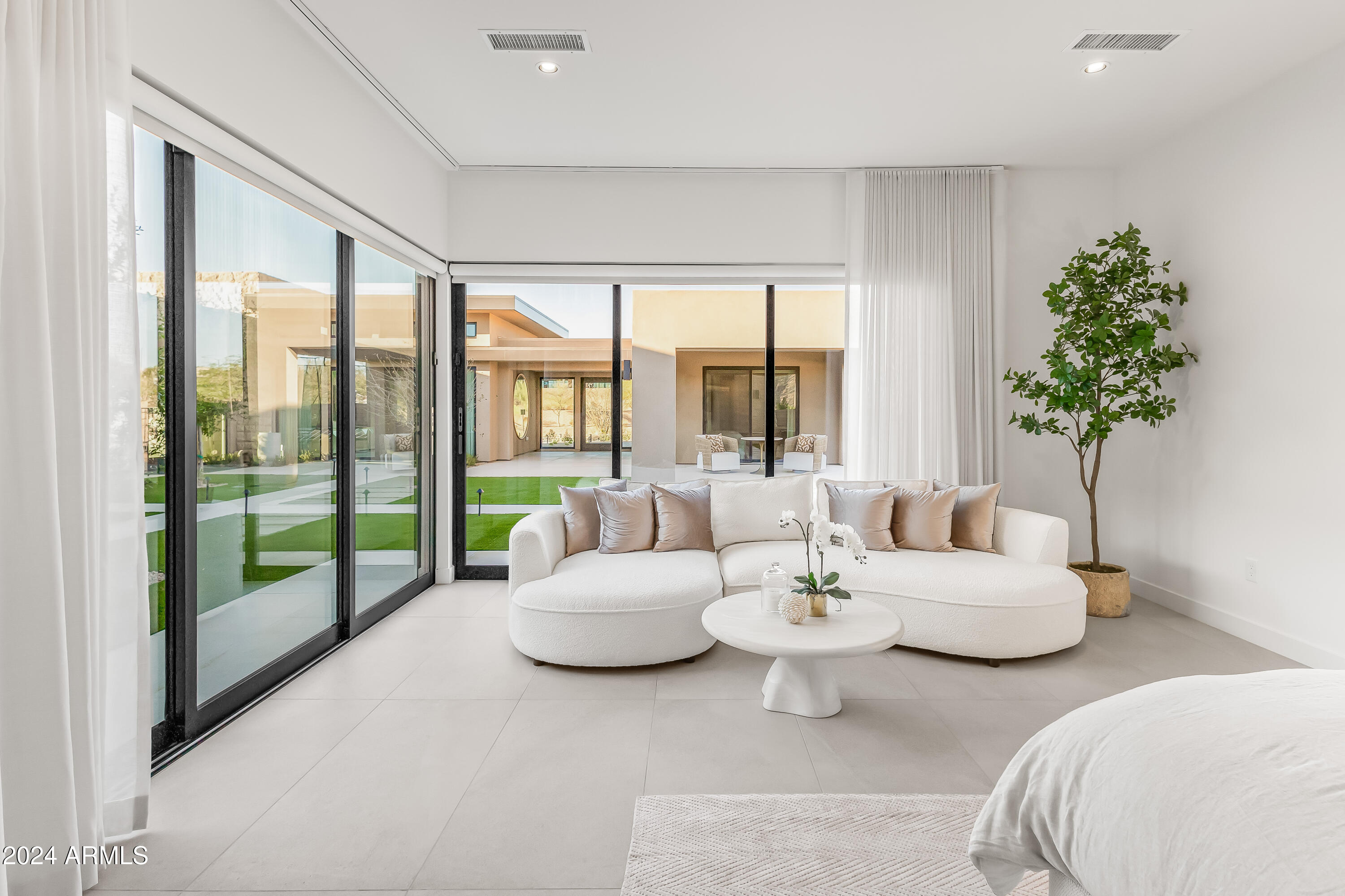SKYE VIEW - Residential