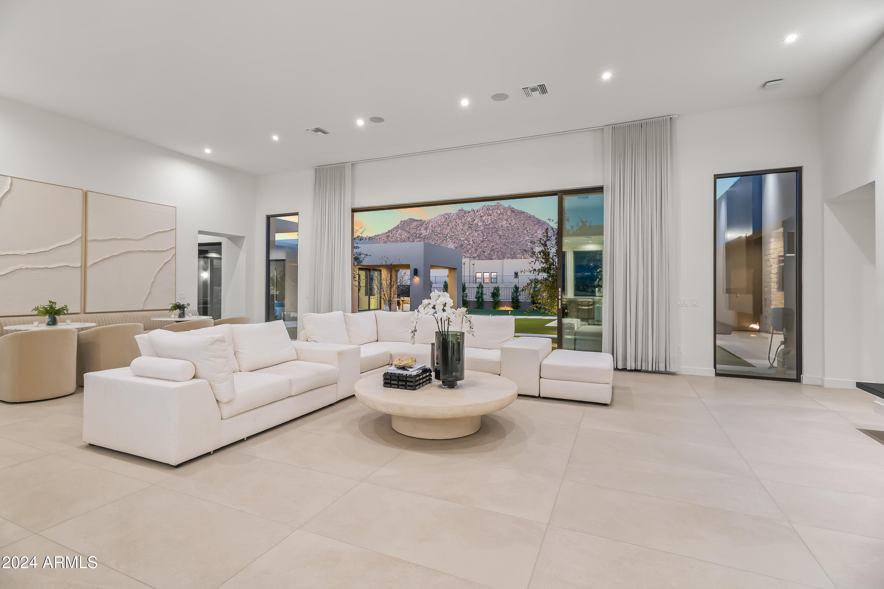 SKYE VIEW - Residential