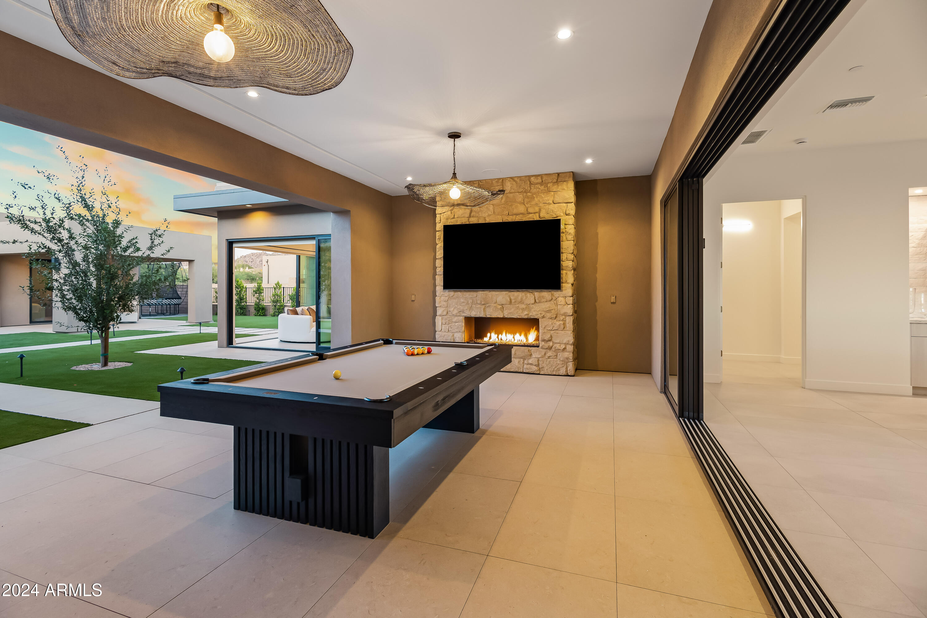SKYE VIEW - Residential