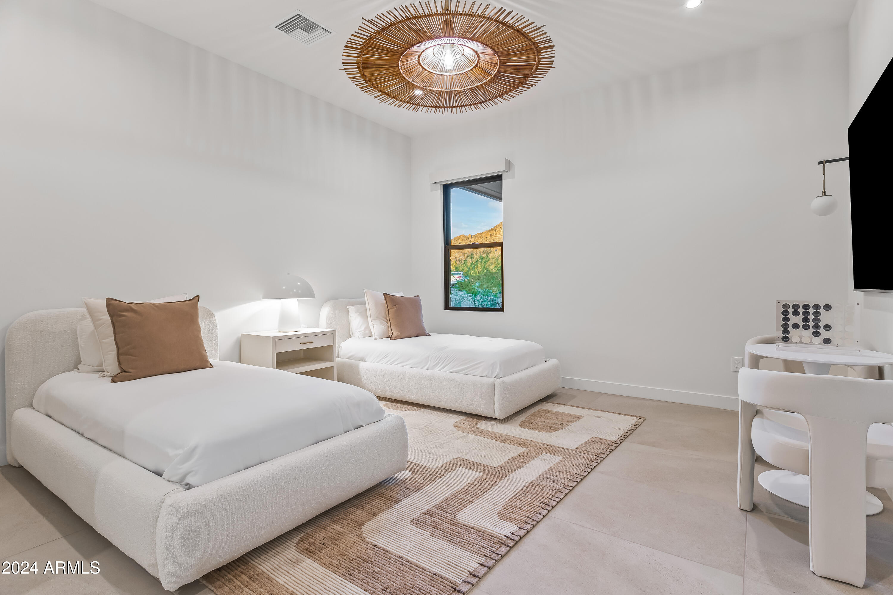 SKYE VIEW - Residential