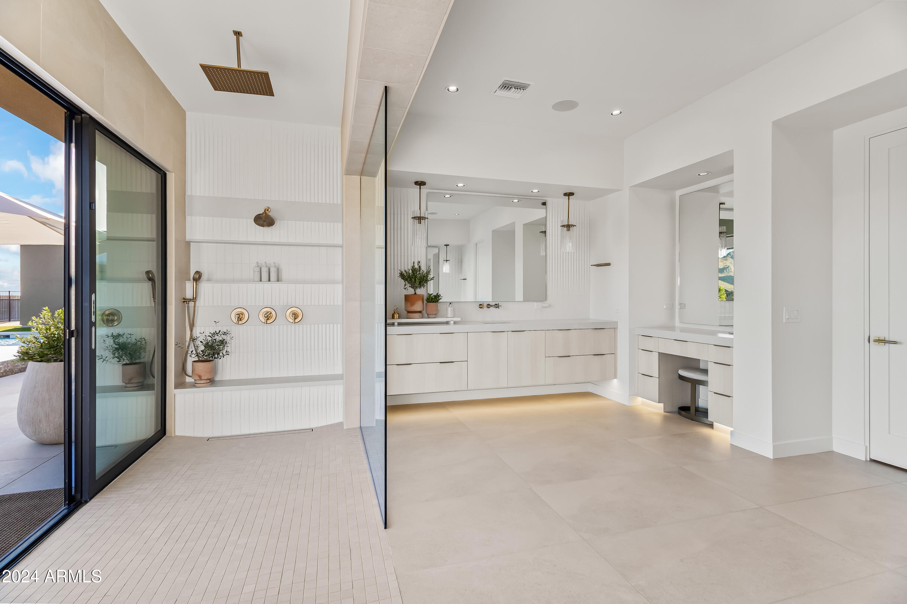 SKYE VIEW - Residential