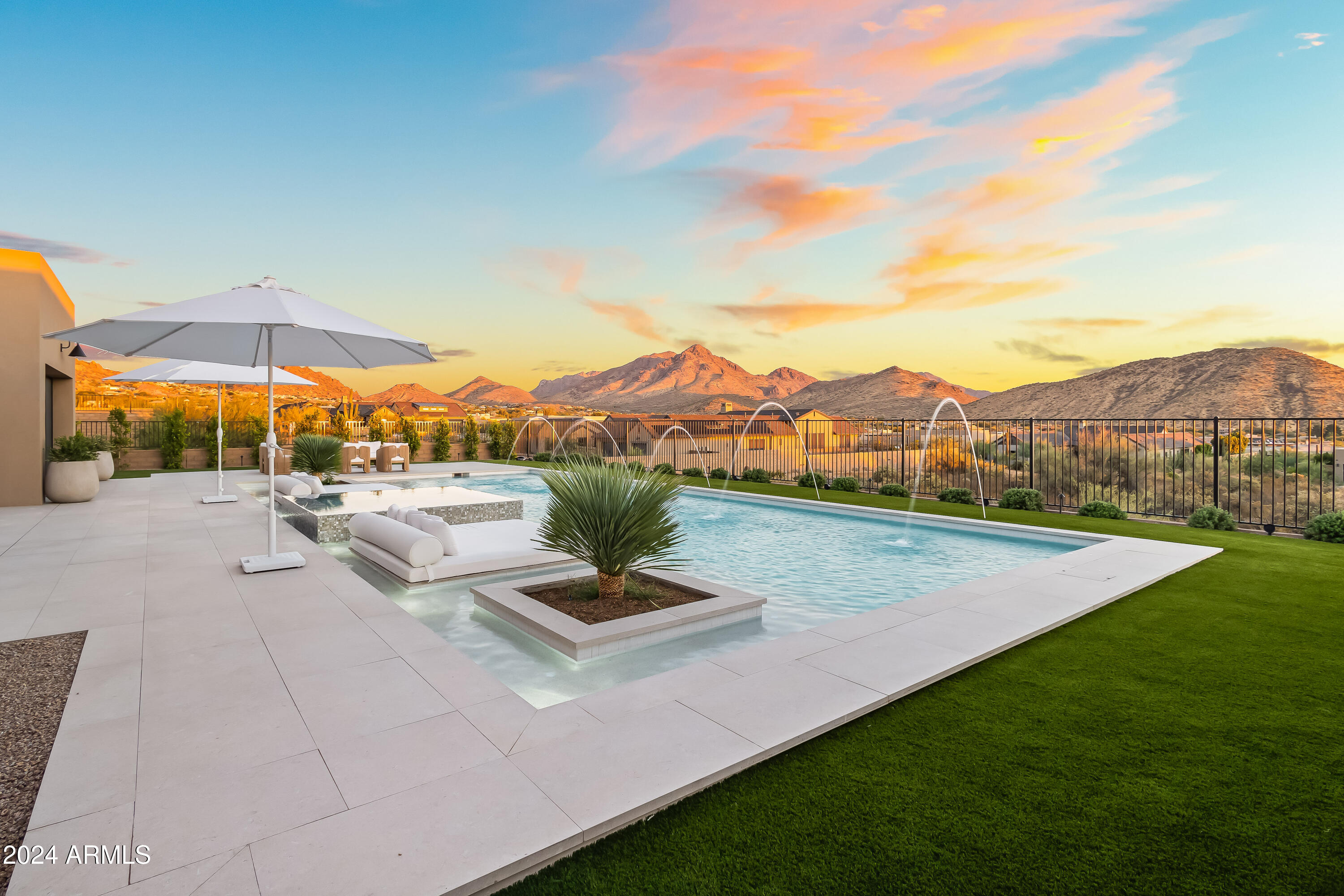 SKYE VIEW - Residential
